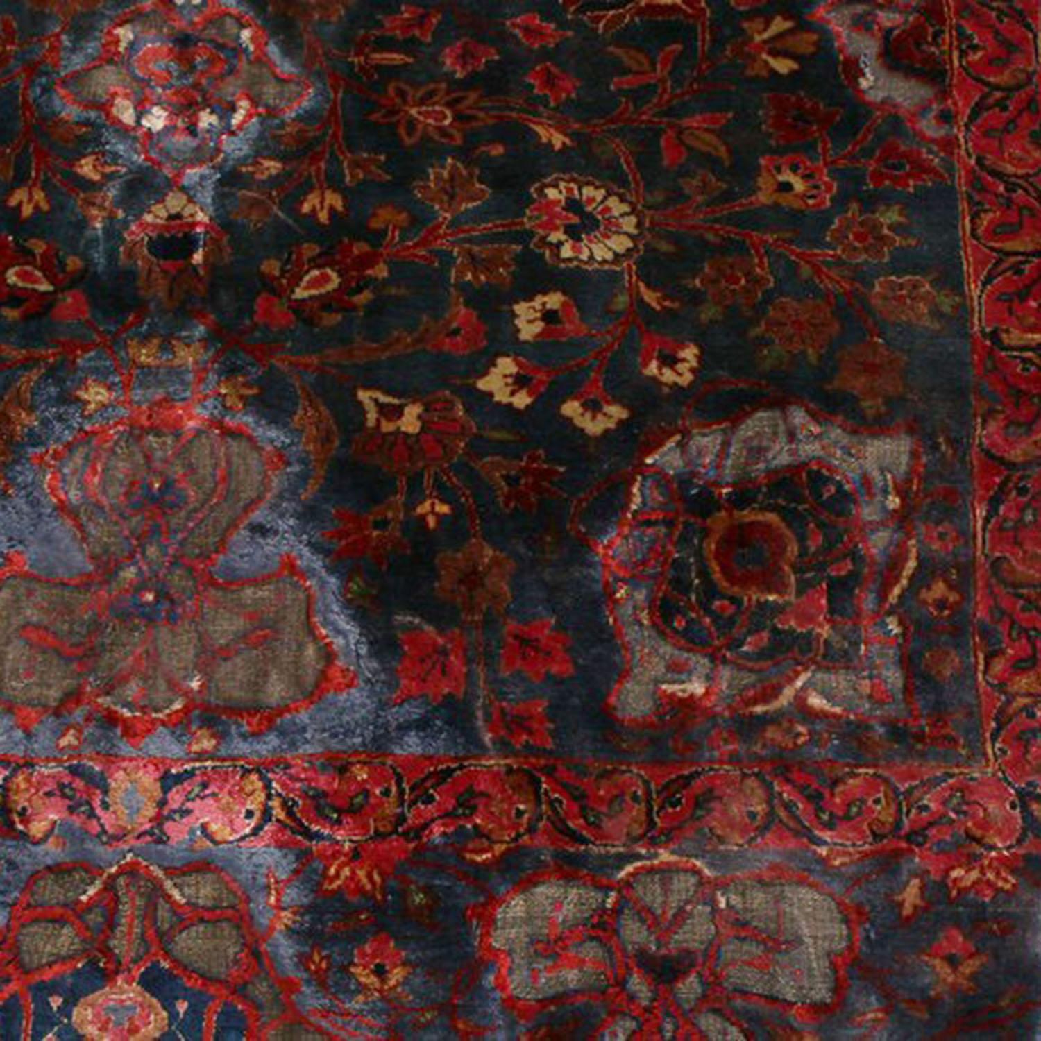 Antiker blauer persischer Seiden-Metallic-Teppich im Kashan-Medaillon-Stil (Persisch) im Angebot