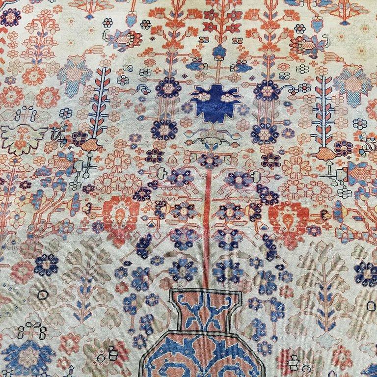 Antiker persischer Kashan Mohtashem Teppich 4'2 x 6' im Zustand „Gut“ im Angebot in New York, NY