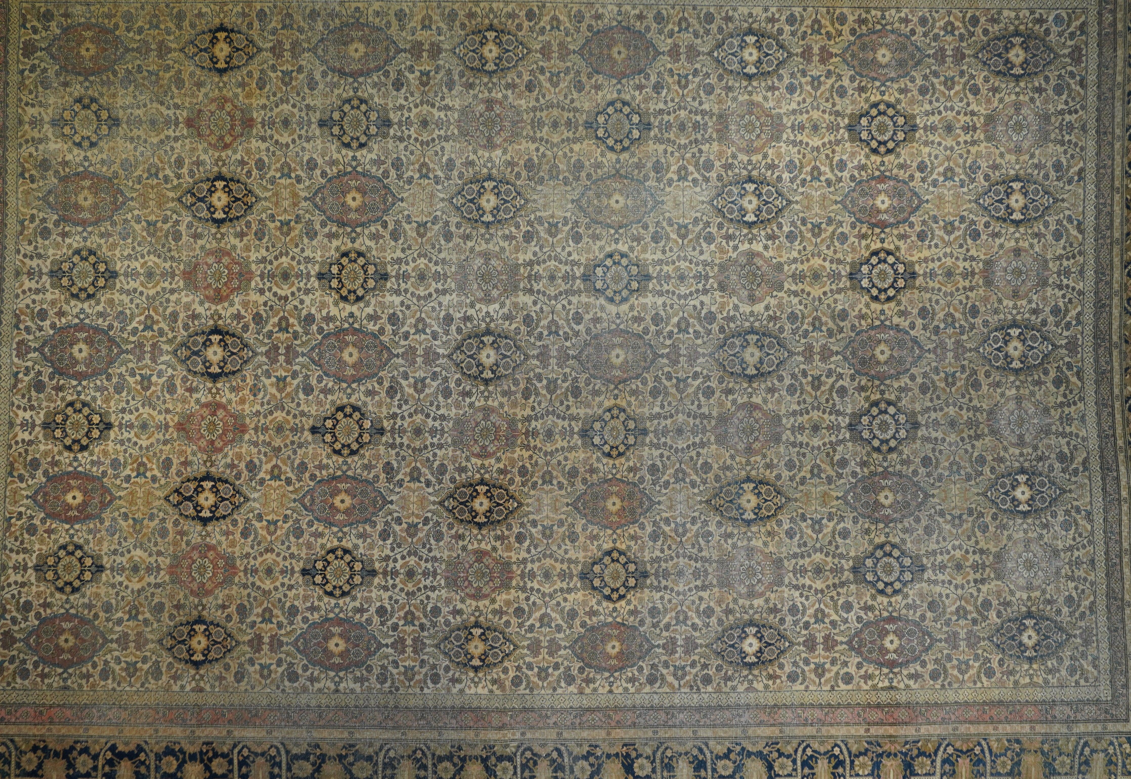 Antiker Kashan-Teppich 10'3'' x 13'6'' (Persisch) im Angebot