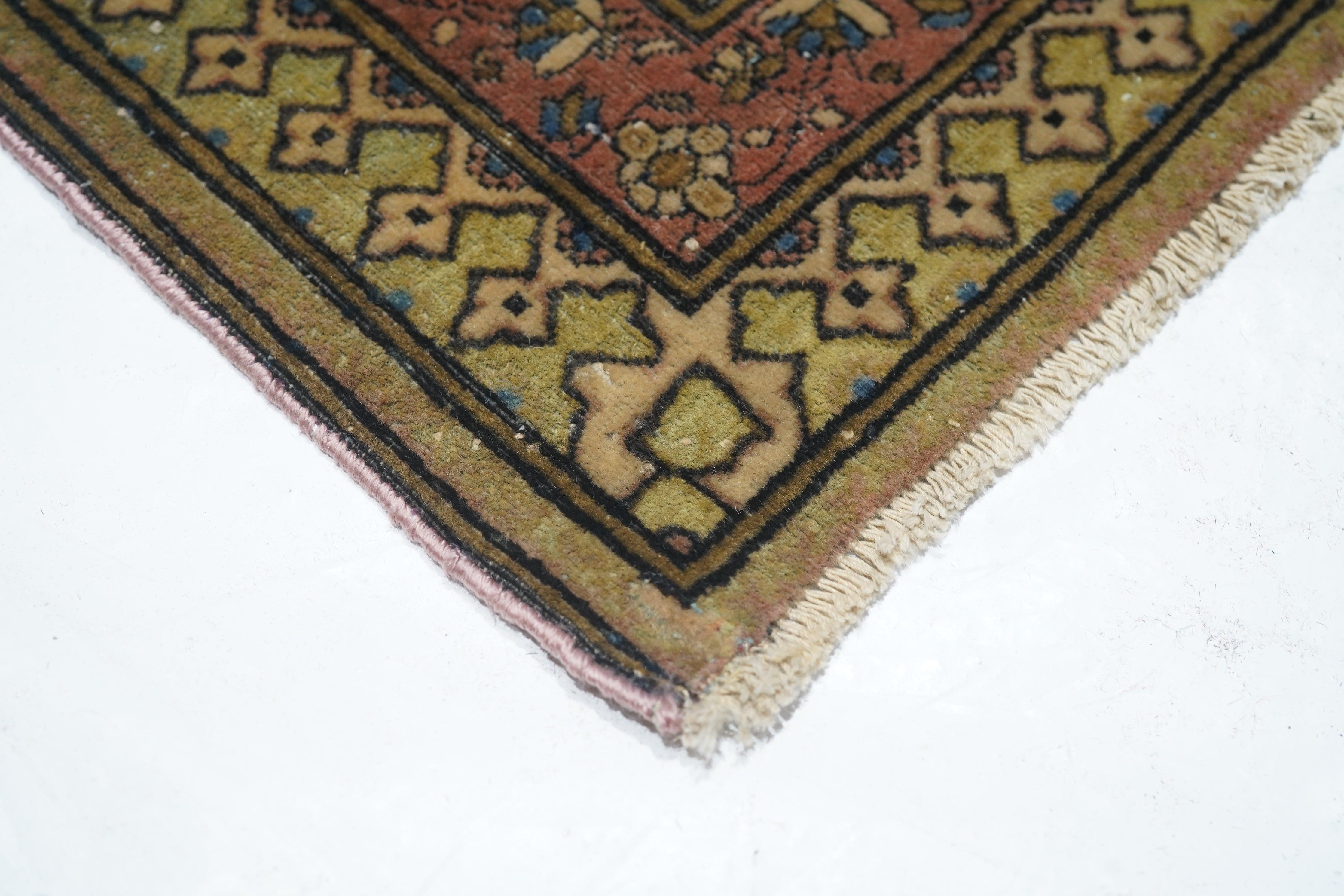 Antiker Kashan-Teppich 10'3'' x 13'6'' im Zustand „Gut“ im Angebot in New York, NY