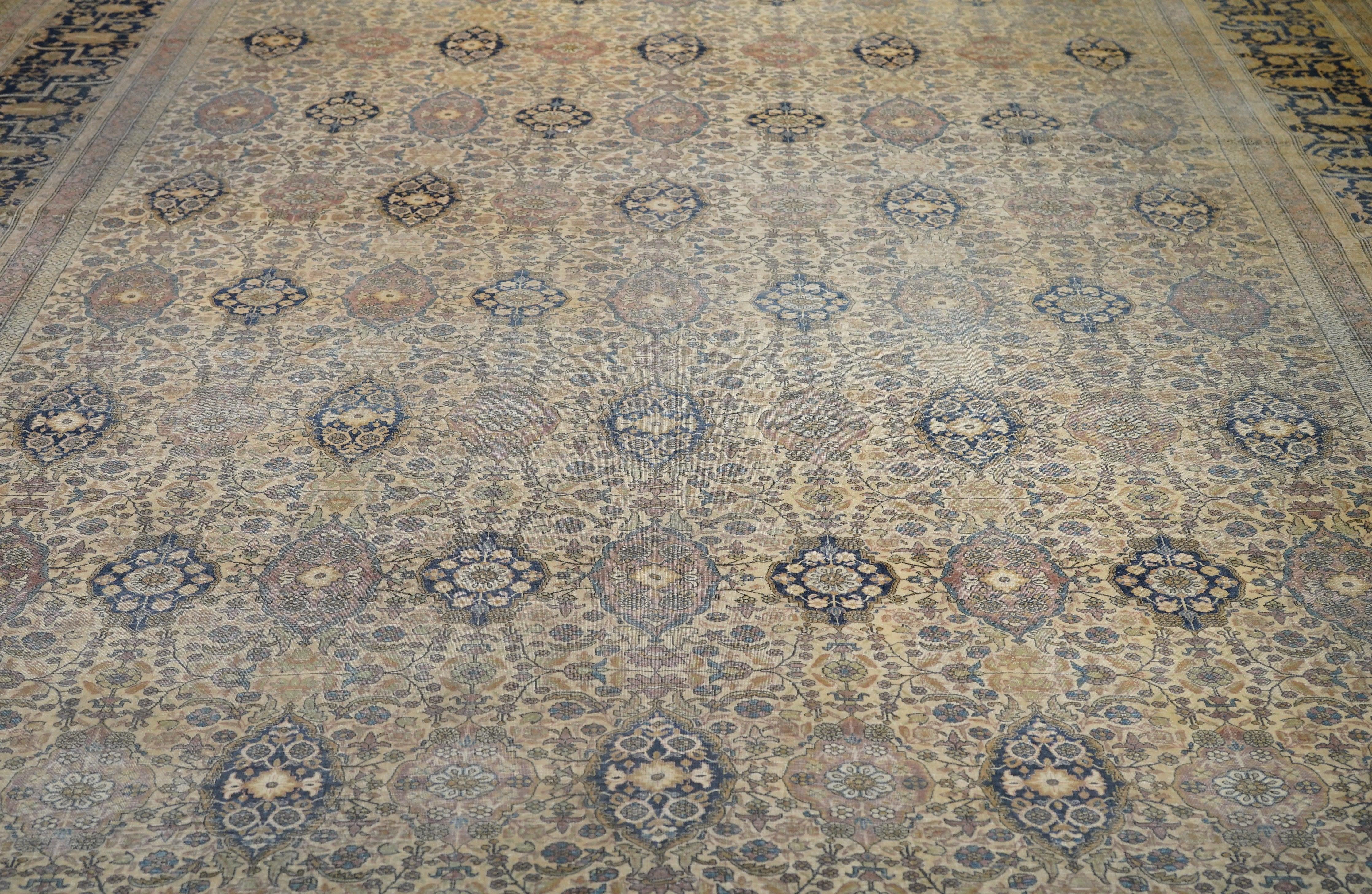Antiker Kashan-Teppich 10'3'' x 13'6'' im Angebot 2