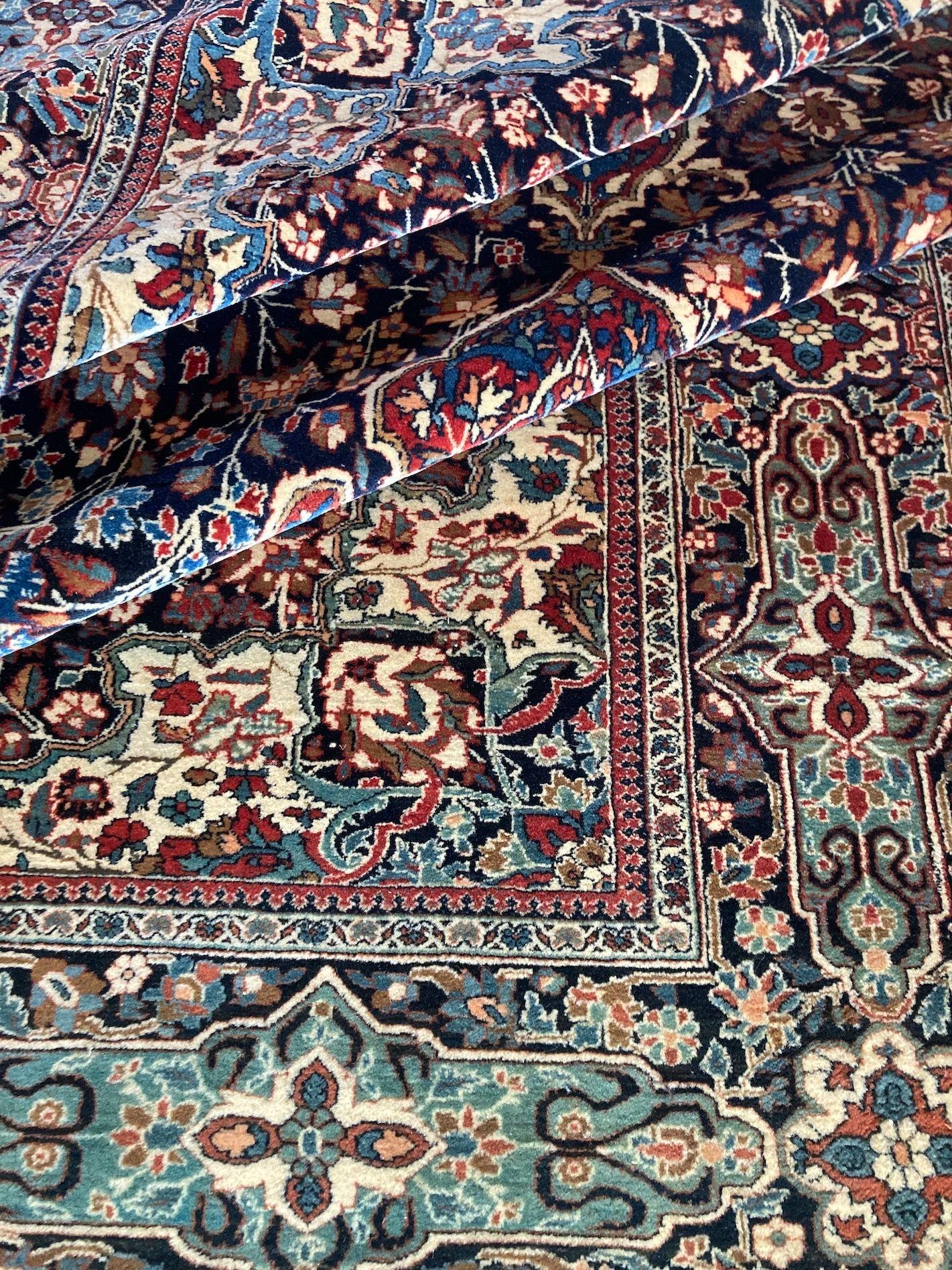 Antique Kashan Rug 2.10m x 1.41m For Sale 11