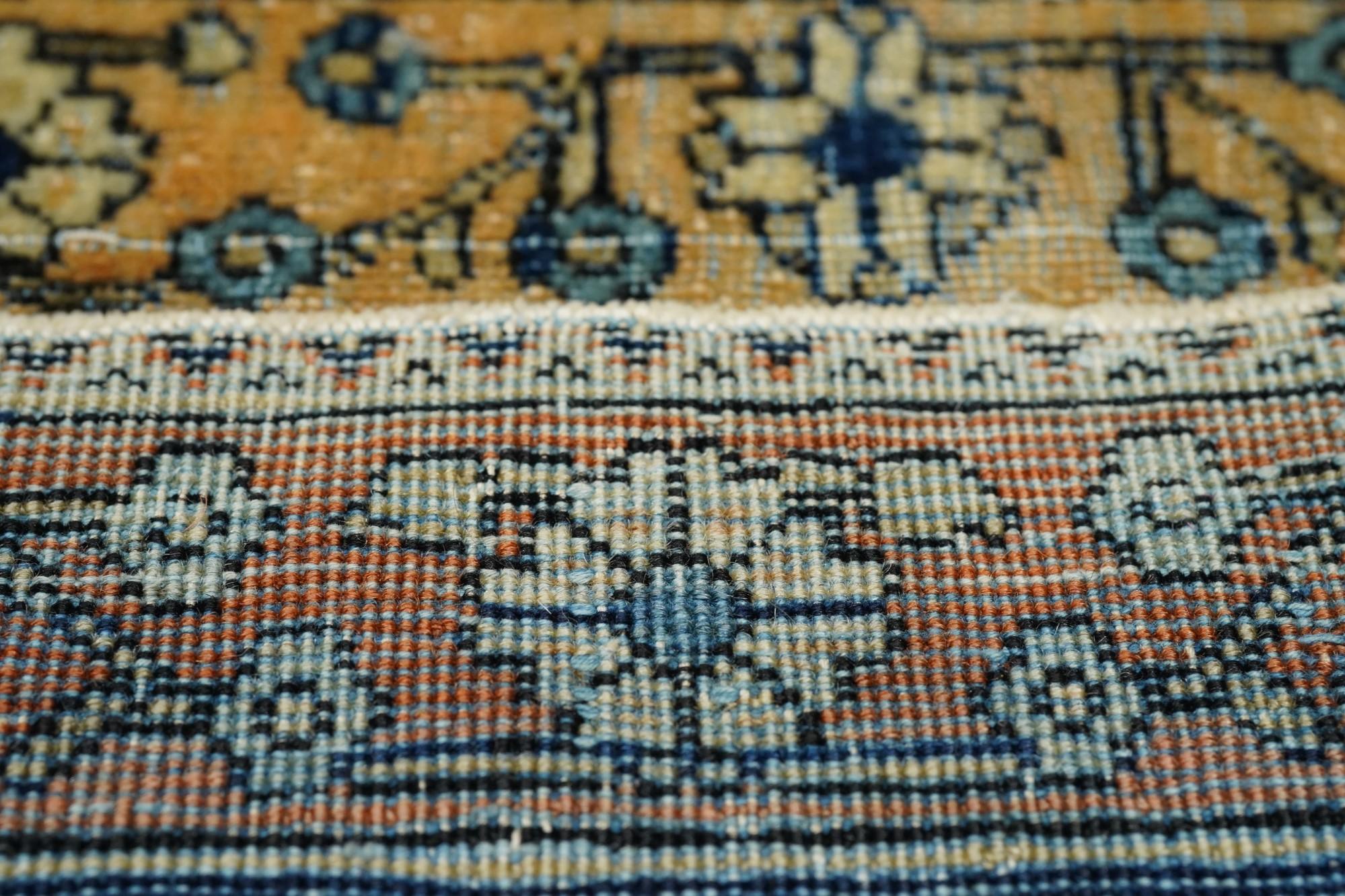 Antiker Kashan-Teppich 4'2'' x 6'2'' im Angebot 5