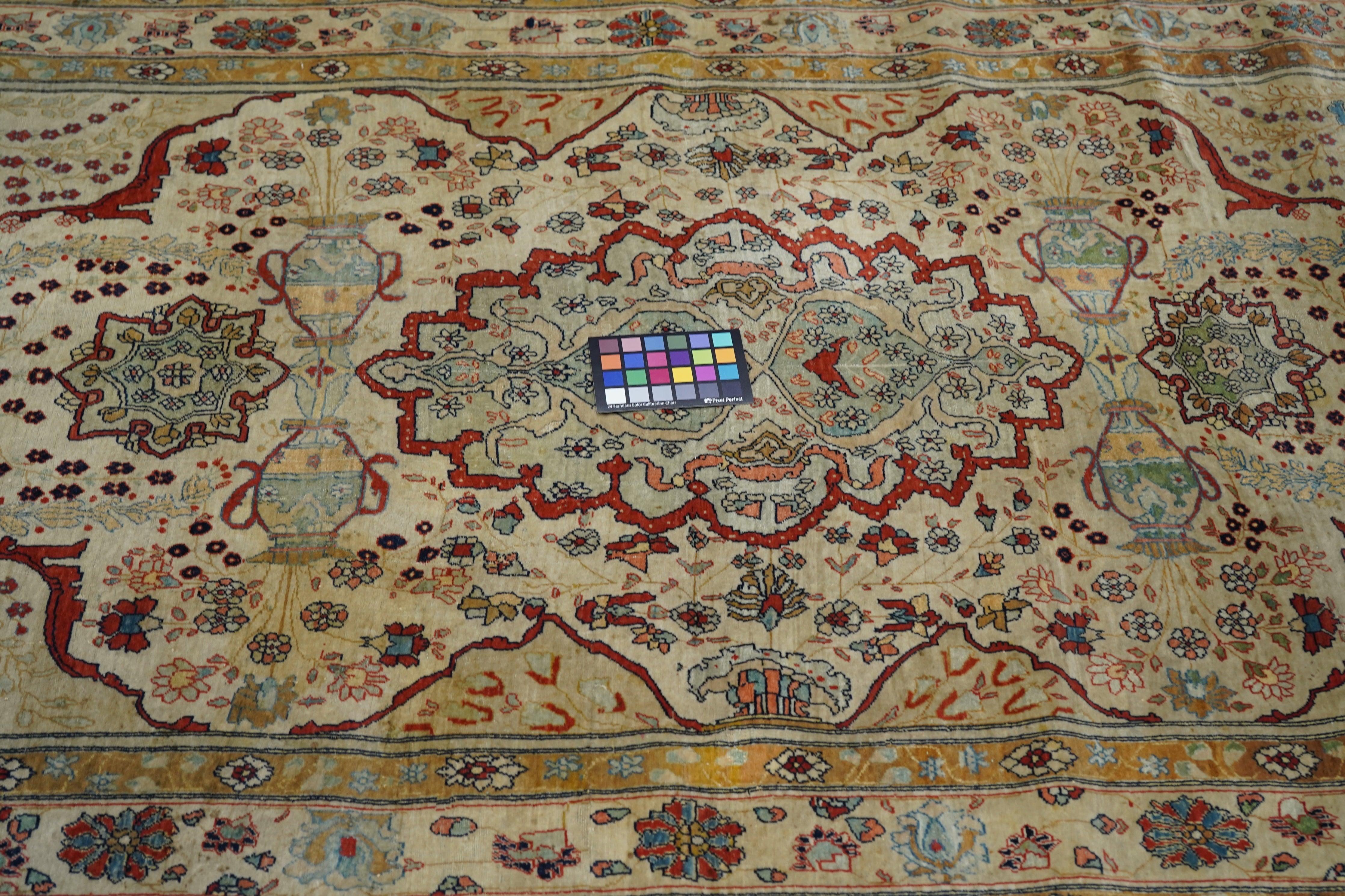 Antiker Kashan-Teppich 4'3'' x 7'2'' (19. Jahrhundert) im Angebot