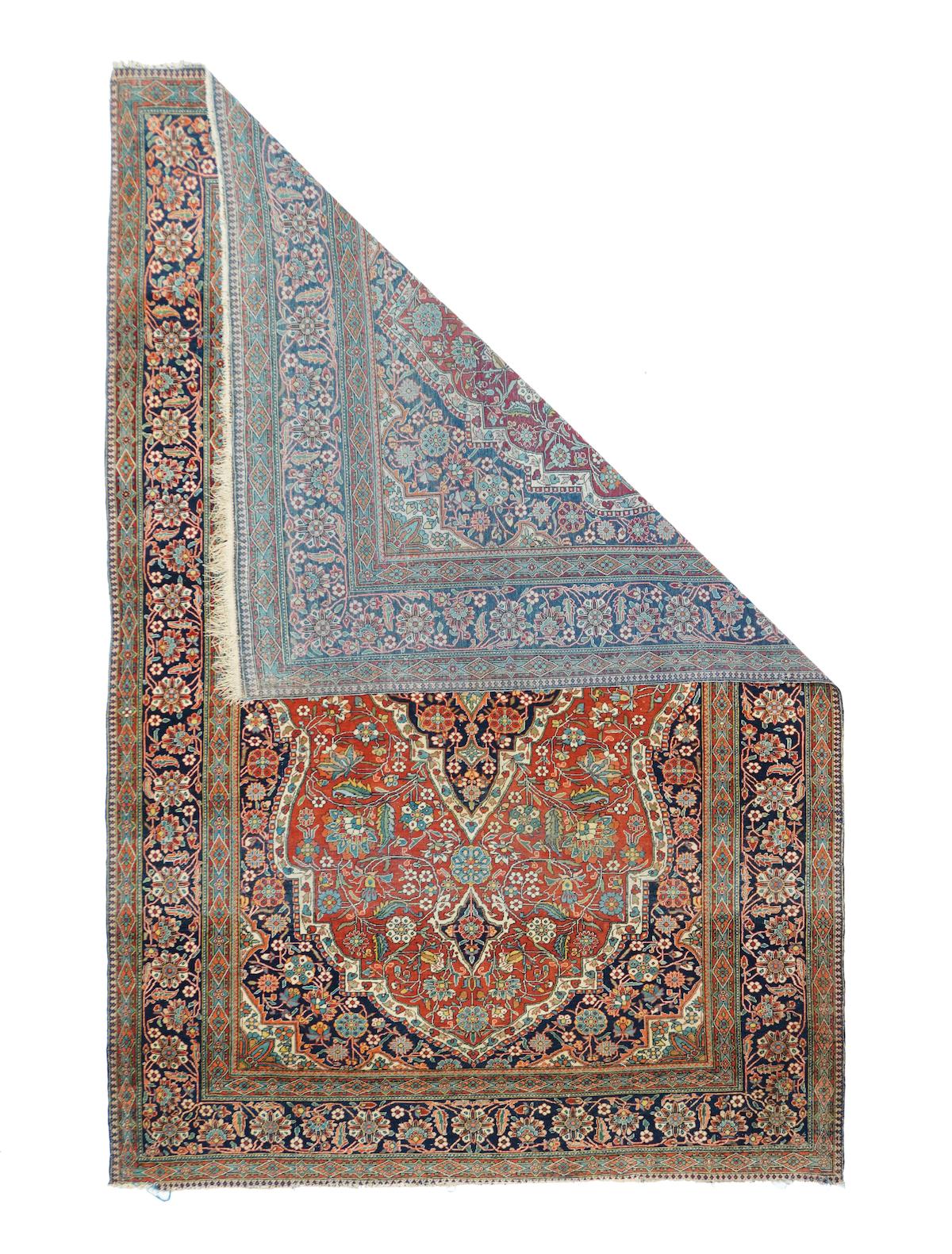 Antique Kashan rug 4'4'' x 6'7''. Well-designed 