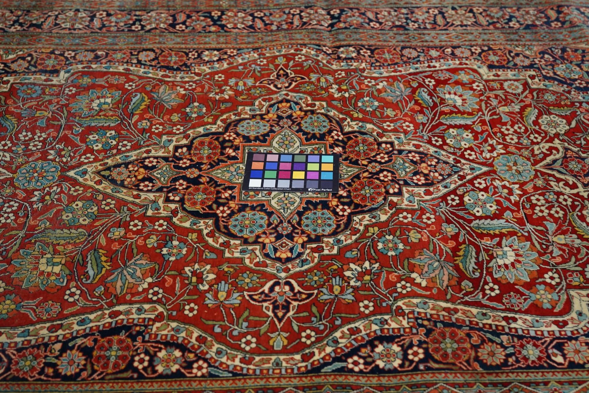 Antique Kashan Rug For Sale 3
