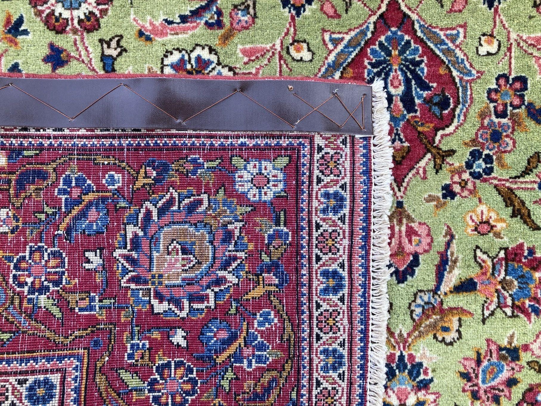 Antique Kashan Rug For Sale 12
