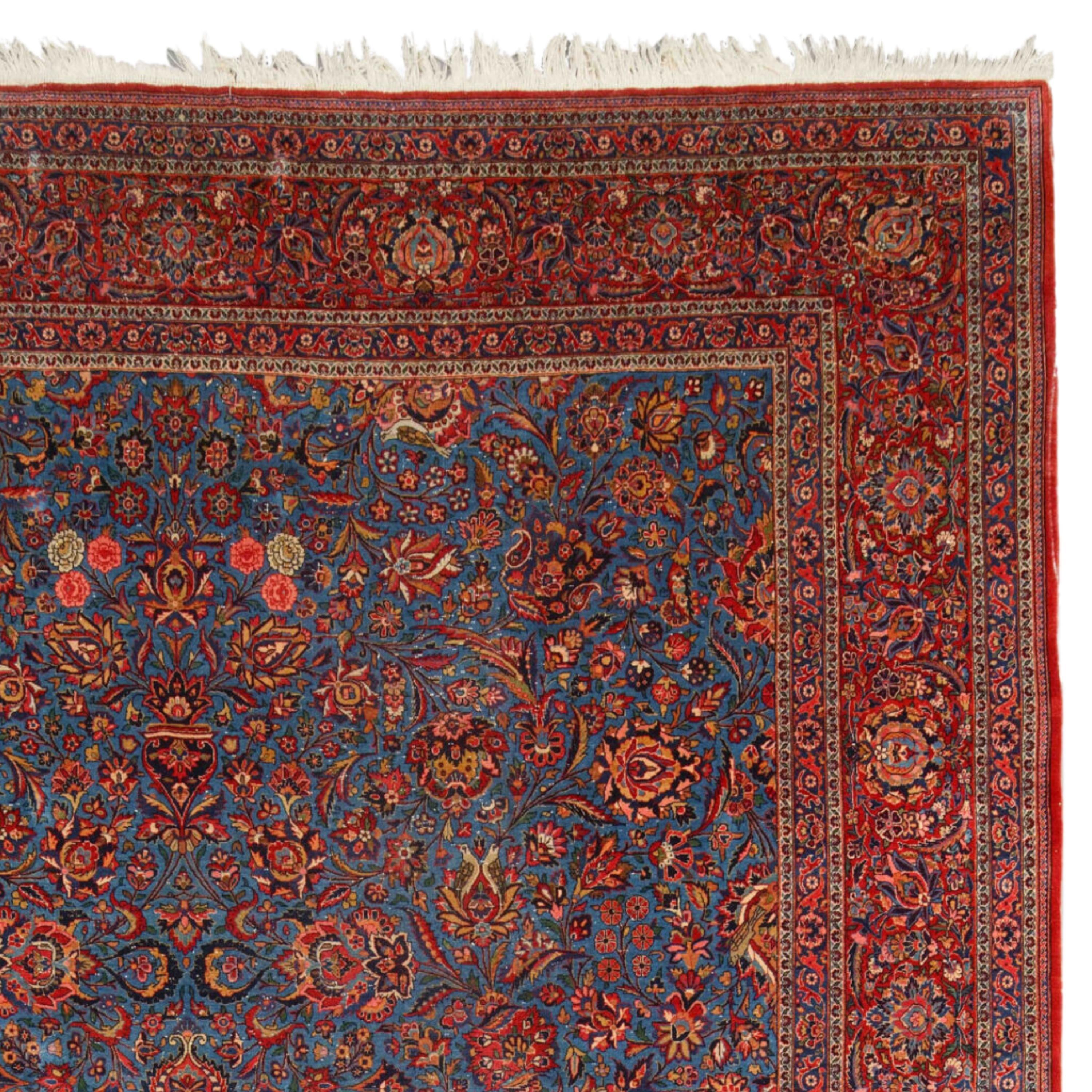Antique Kashan Rug - Late 19th Century Kashan Rug In Good Condition For Sale In Sultanahmet, 34