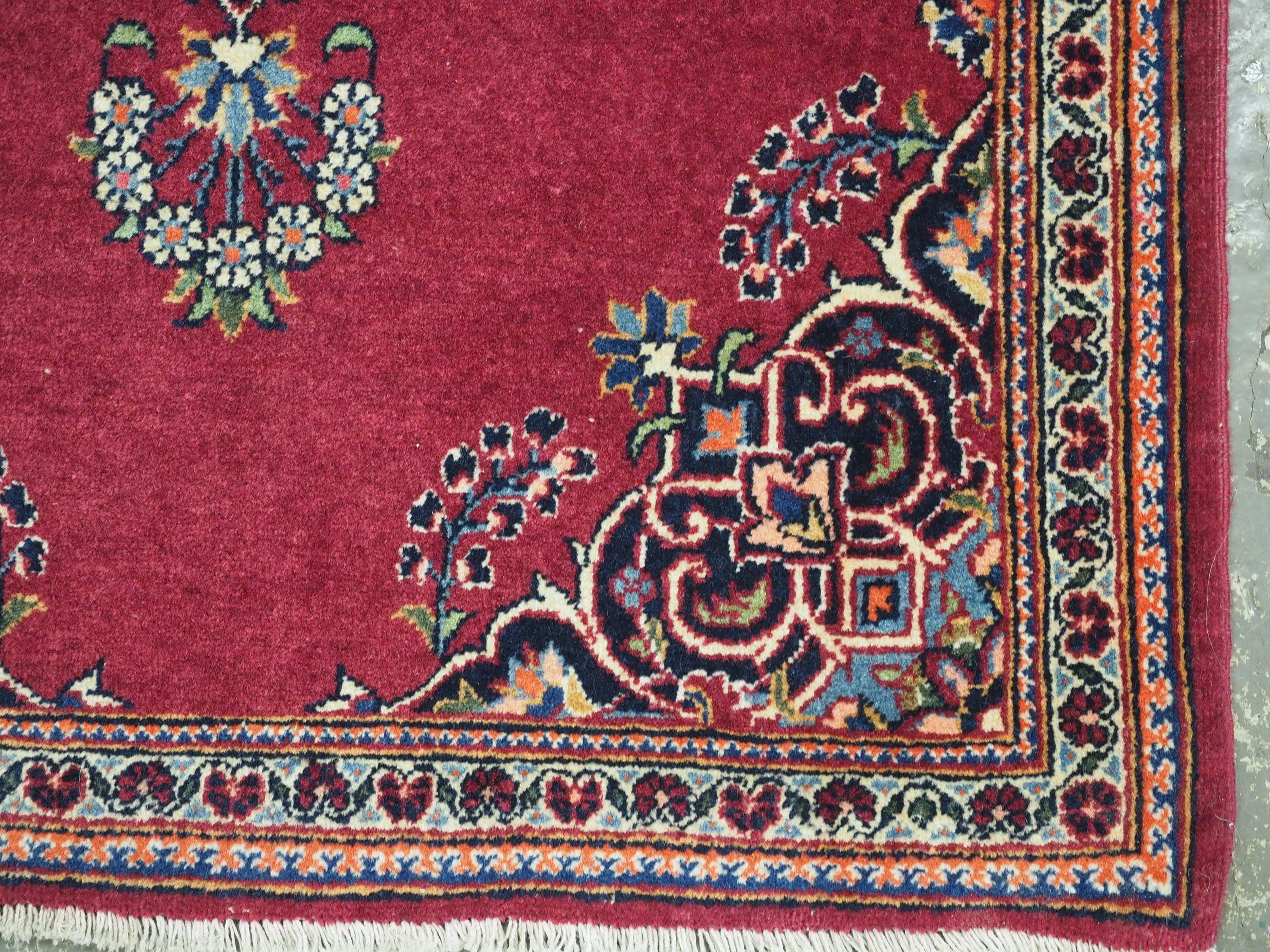 Antiker Kashan-Teppich mit traditionellem Design, um 1900. im Angebot 4