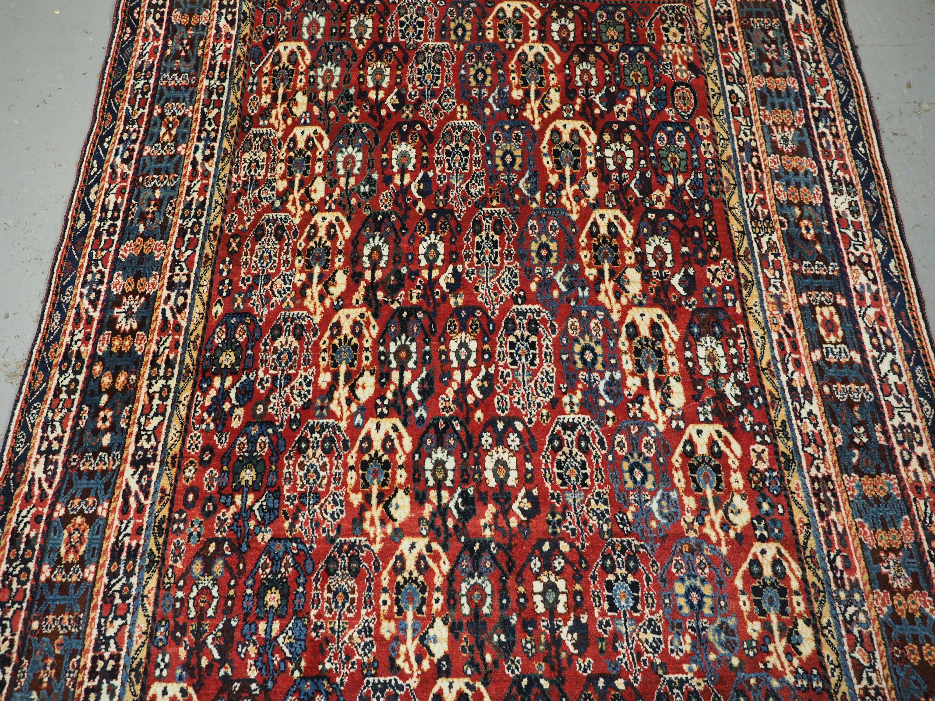 Antiker antiker Kashkuli Qashqai-Teppich (19. Jahrhundert) im Angebot