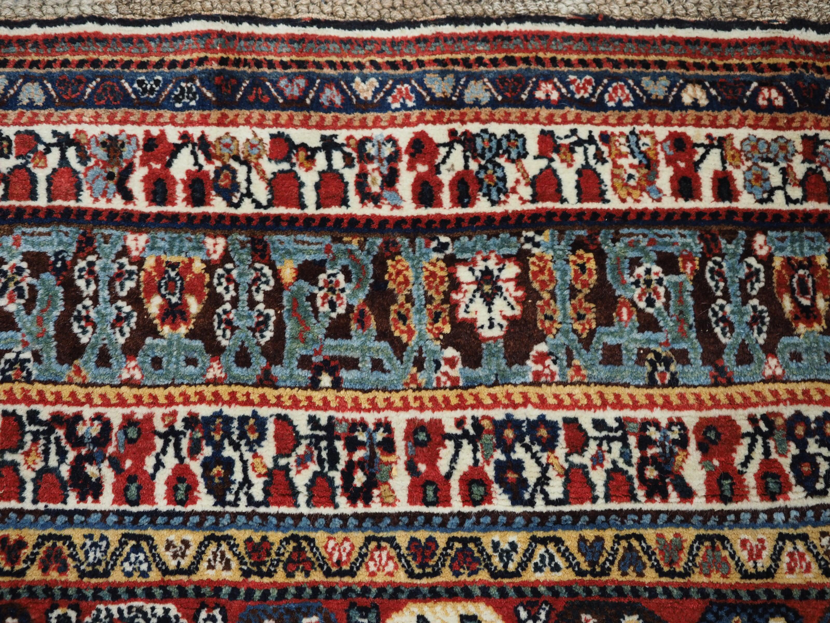 Antiker antiker Kashkuli Qashqai-Teppich im Angebot 3