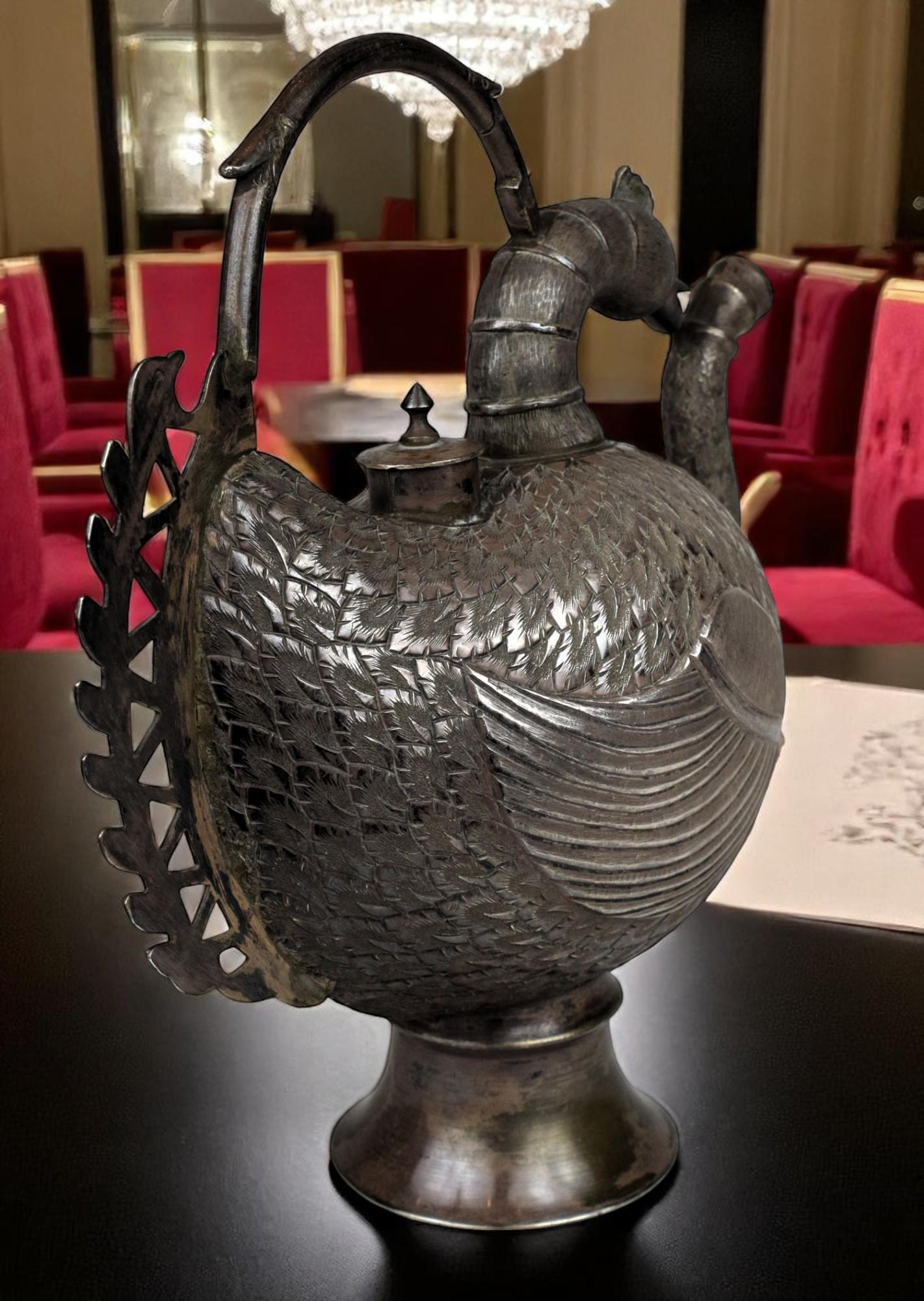 Antique Kashmiri Silver Bird-Shaped Ewer Vessel Circa Early 20th century For Sale 2