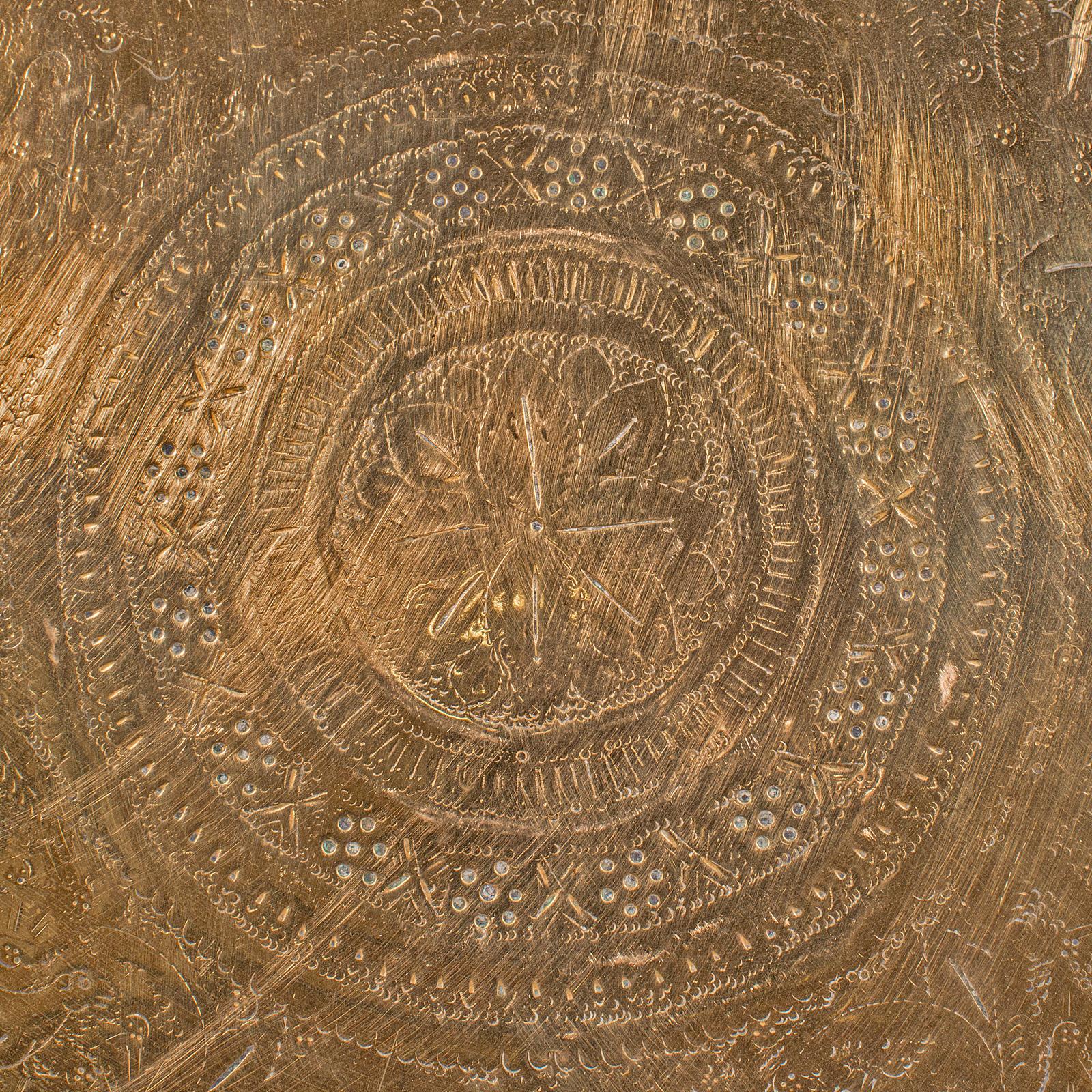 Antiguo Kasmiri Bandeja Decorativa, India, Grabado, Latón, Plato, Victoriano siglo XIX