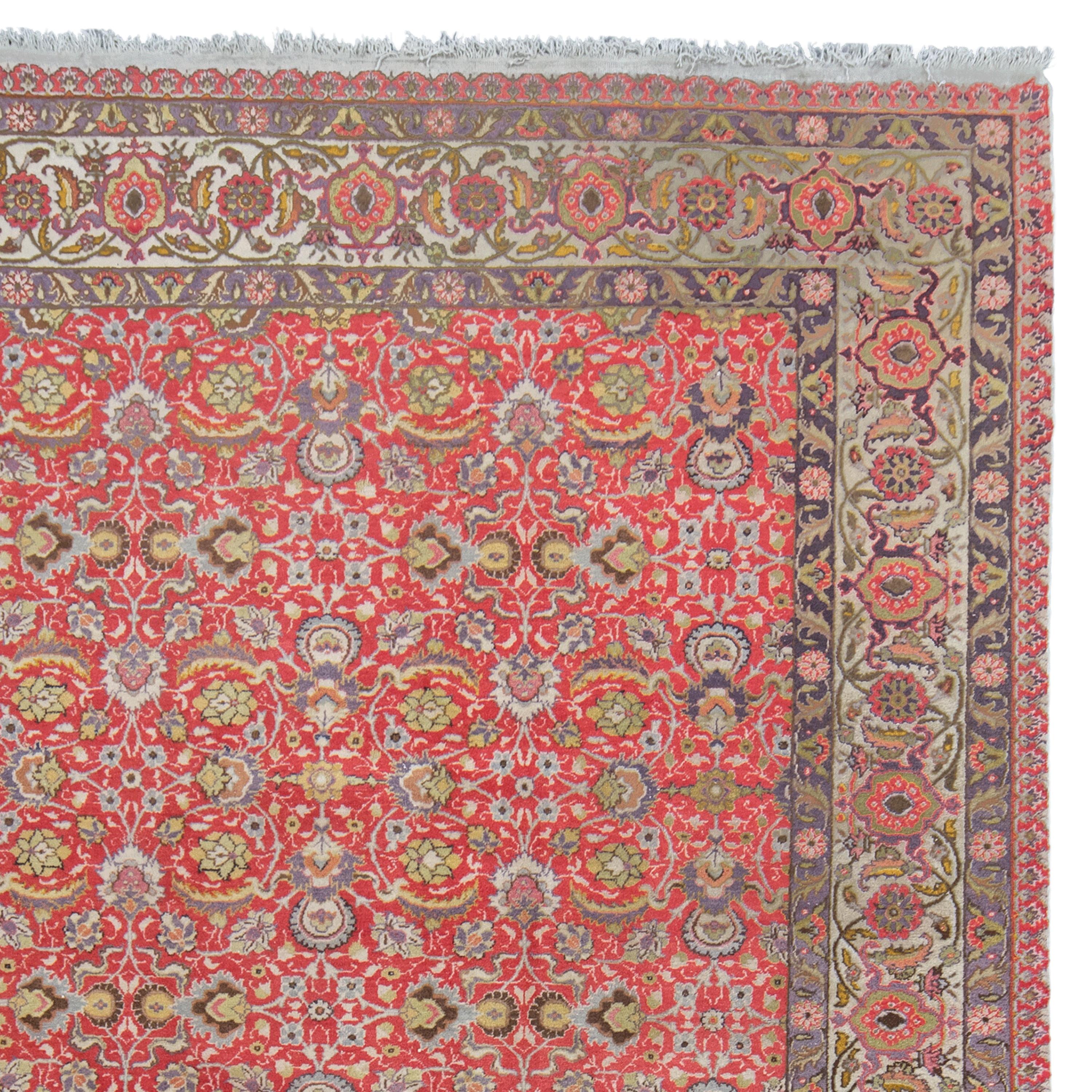 Antique Kayseri Rug - 19th Century Anatolian Rug, Handmade Wool Rug In Good Condition For Sale In Sultanahmet, 34