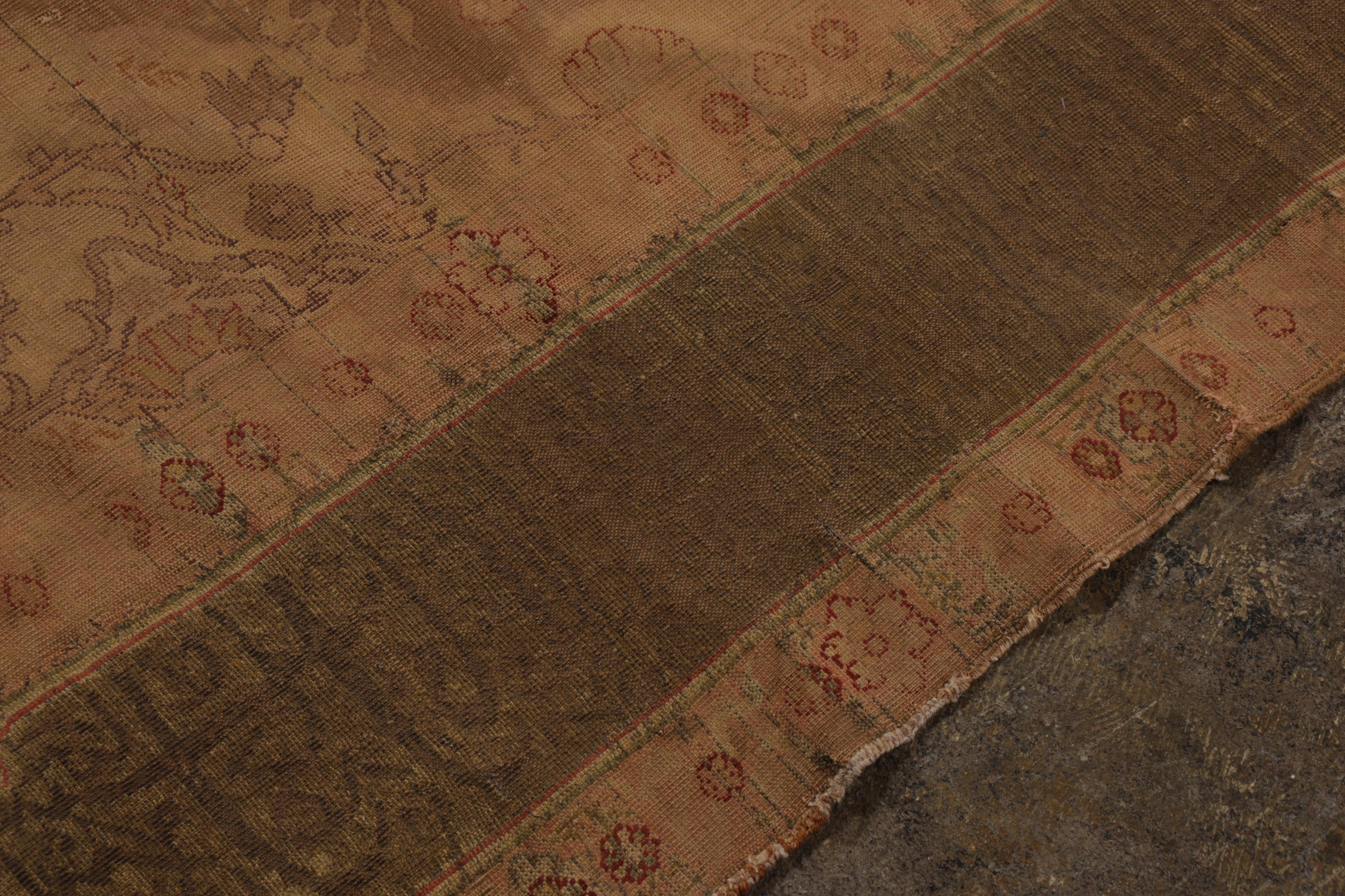 Tappeto antico di Kayseri con motivo floreale verde-marrone all over in vendita 1