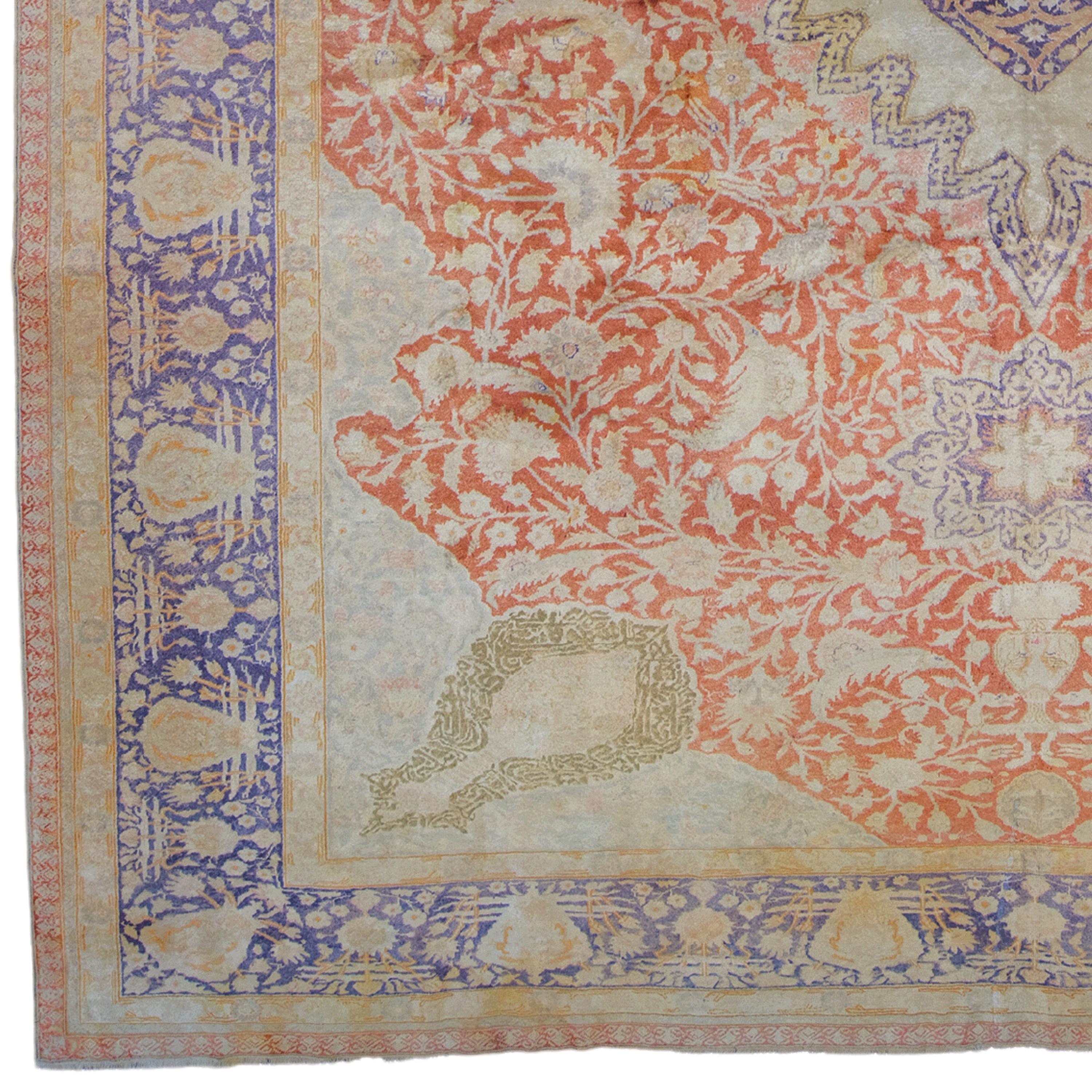 Antique Kayseri Silk Carpet - 20th Century Kayseri Silk Carpet, Antique Rug In Good Condition For Sale In Sultanahmet, 34