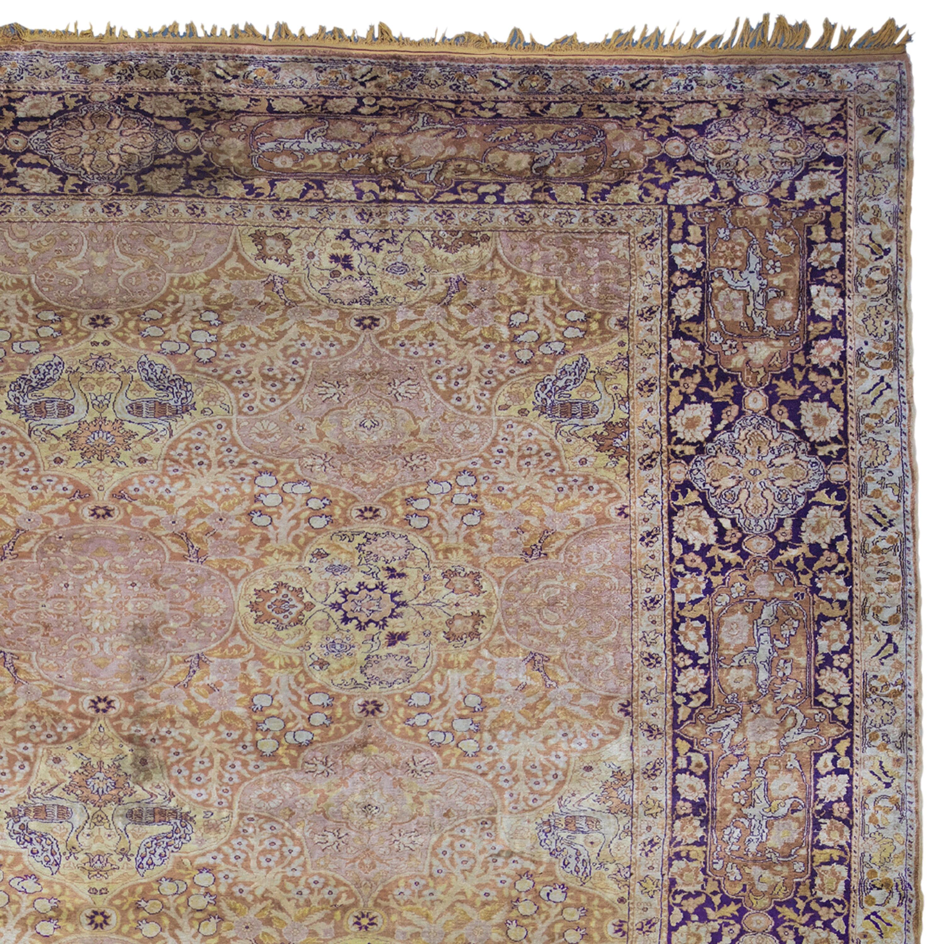 Antique Kayseri Silk Rug - 20th Century Kayseri Silk Carpet, Antique Carpet In Good Condition For Sale In Sultanahmet, 34