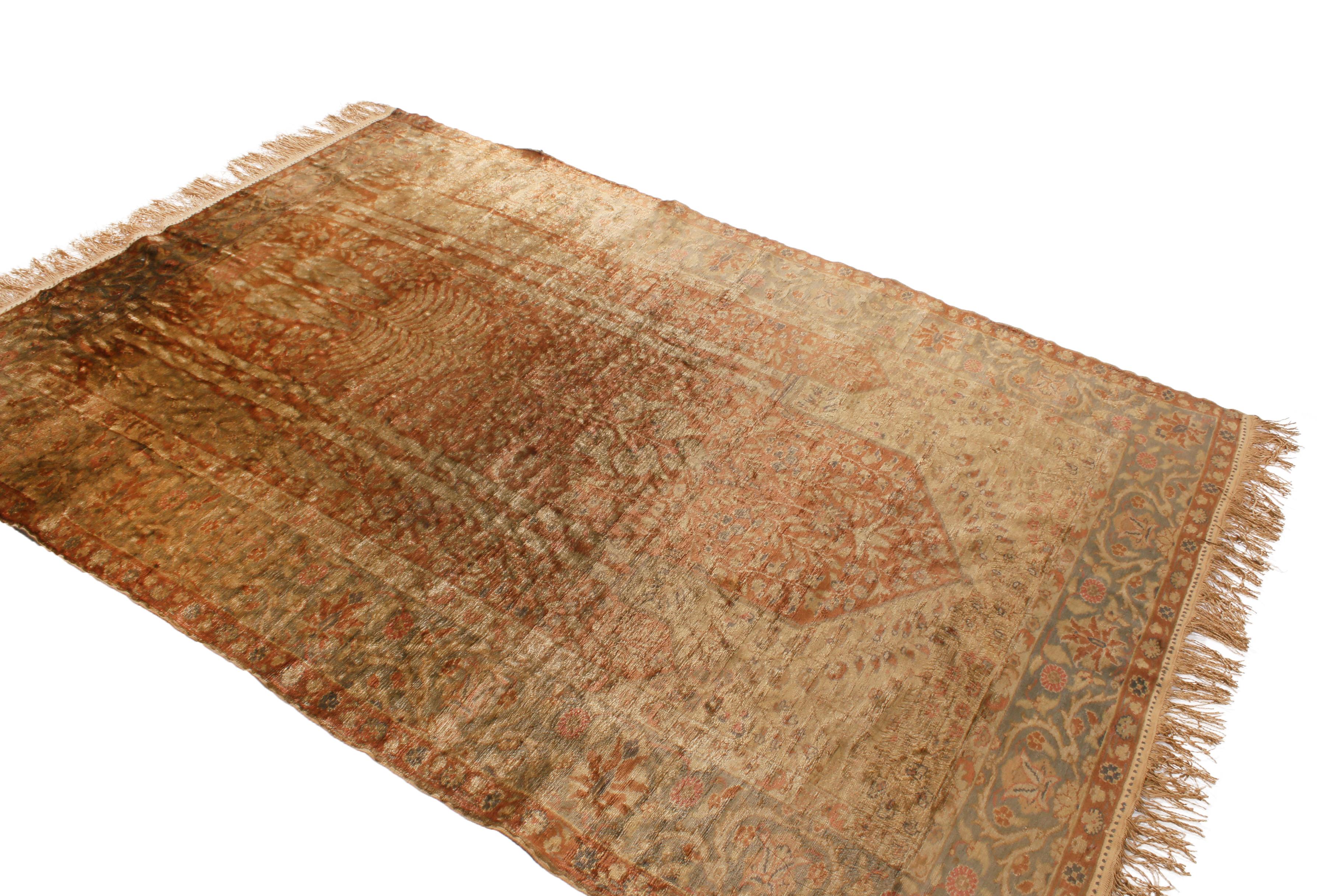 Antiker antiker Kayseri-Teppich aus Wolle in Kupferbraun und Beige von Teppich & Kelim (Türkisch) im Angebot