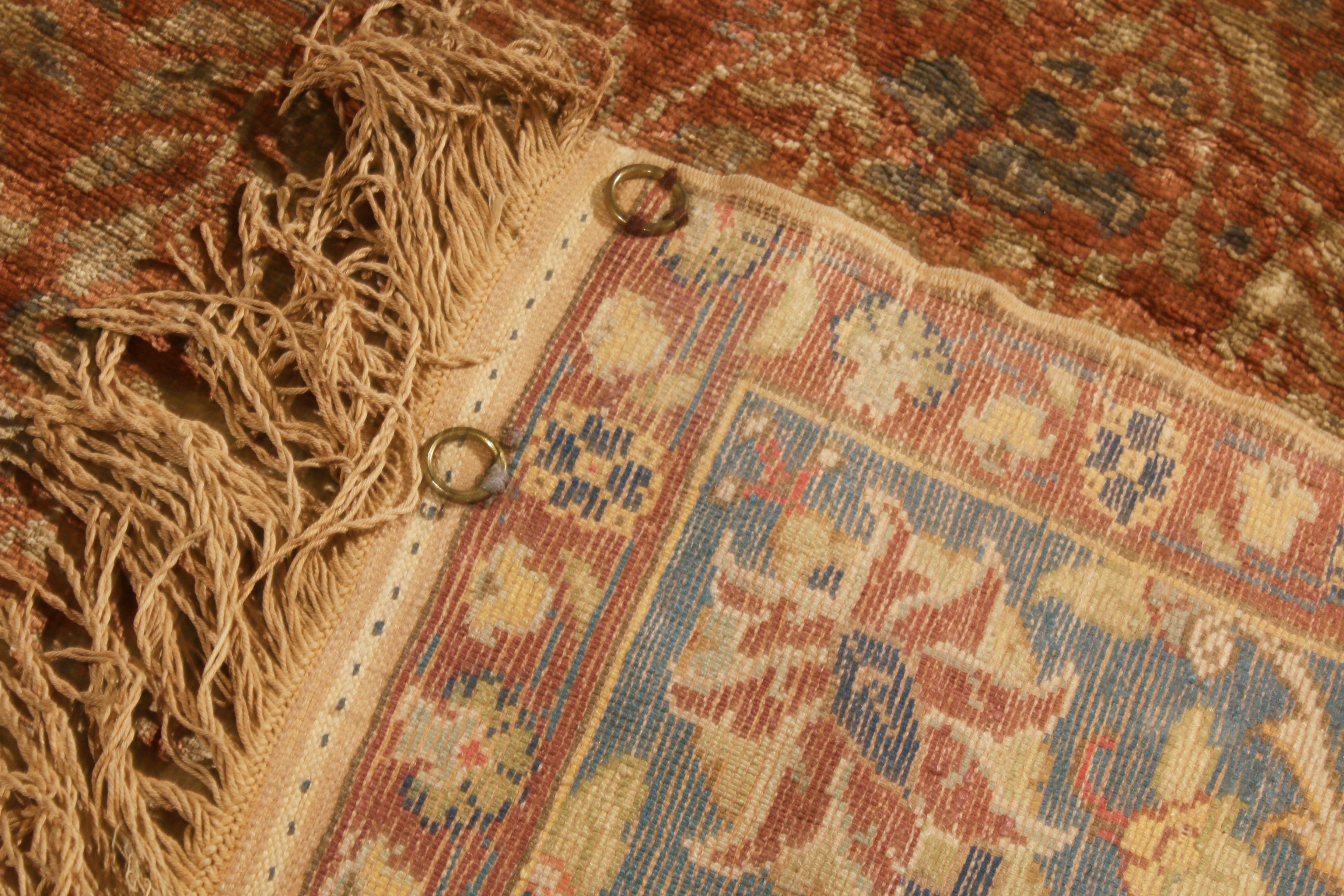 Antiker antiker Kayseri-Teppich aus Wolle in Kupferbraun und Beige von Teppich & Kelim im Angebot 1