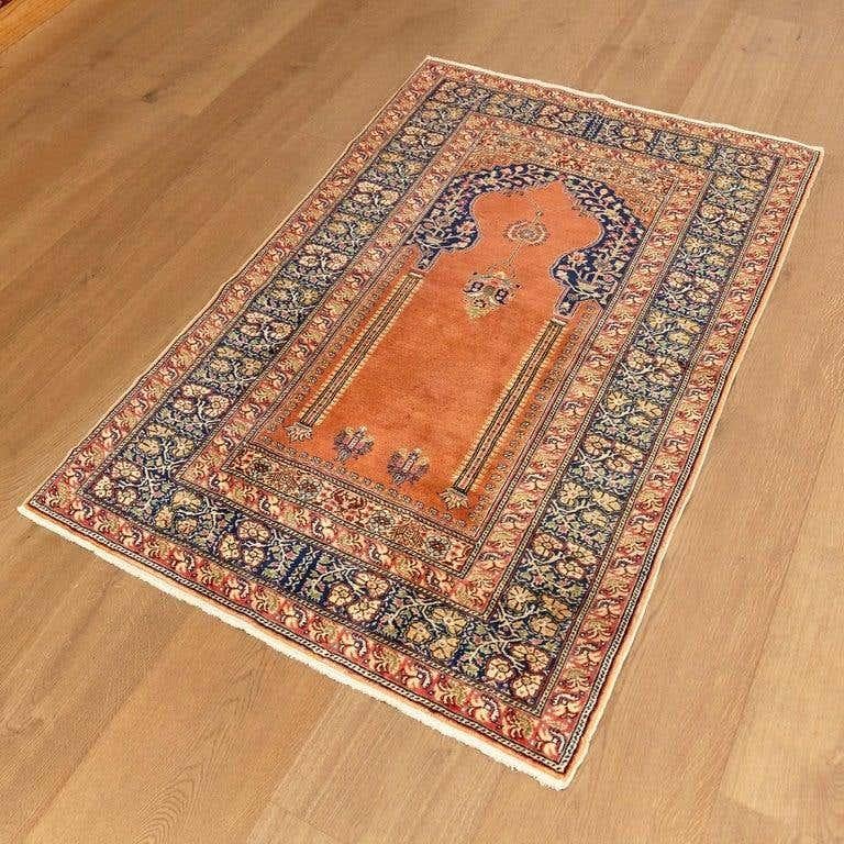 Mid-20th Century Antique Kaysery Turkey Hand Knotted Wool Rug, circa 1950 For Sale