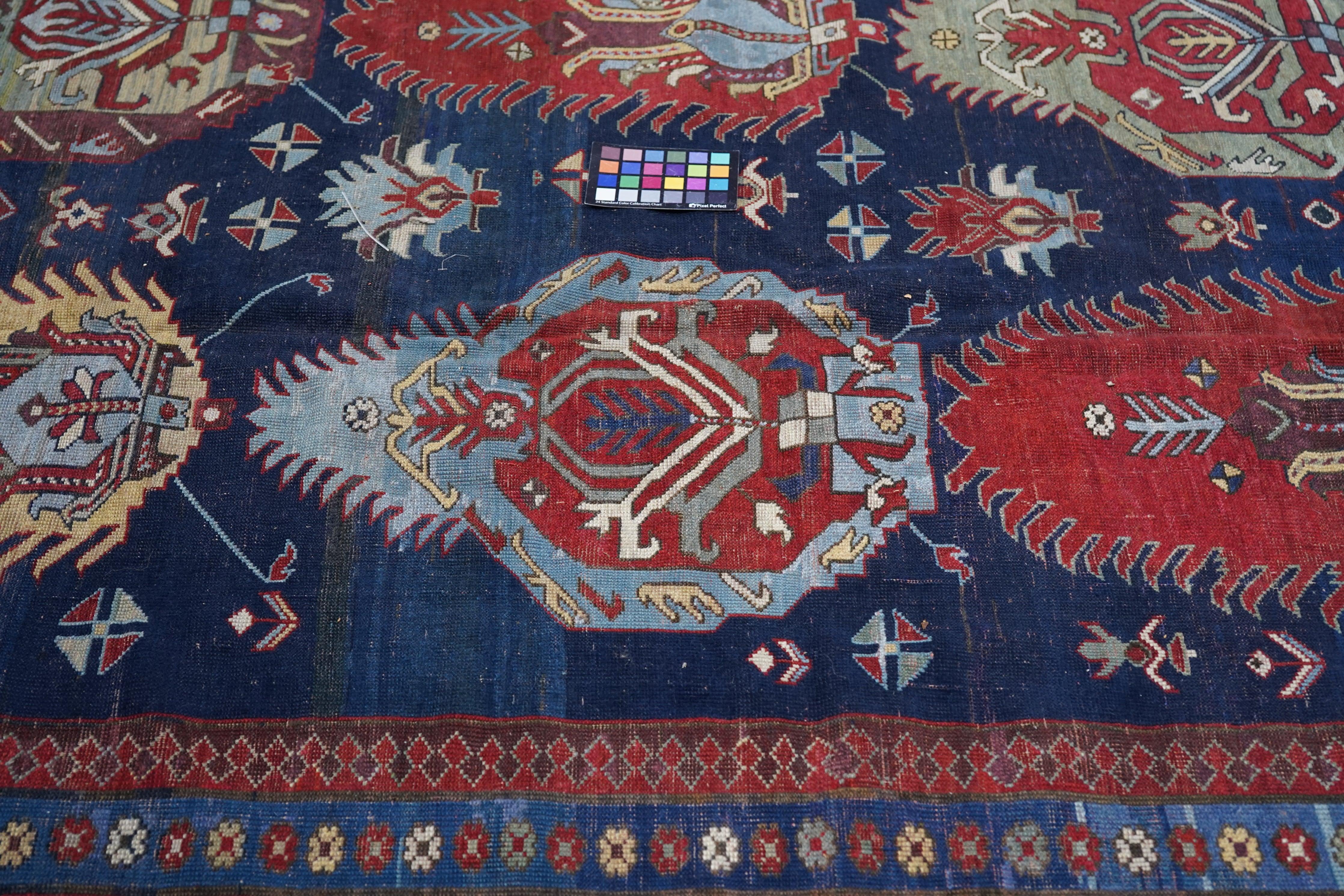 Antico Kazak/Azarbayjan  Tappeto 10'6'' x 17'8'' in vendita 1