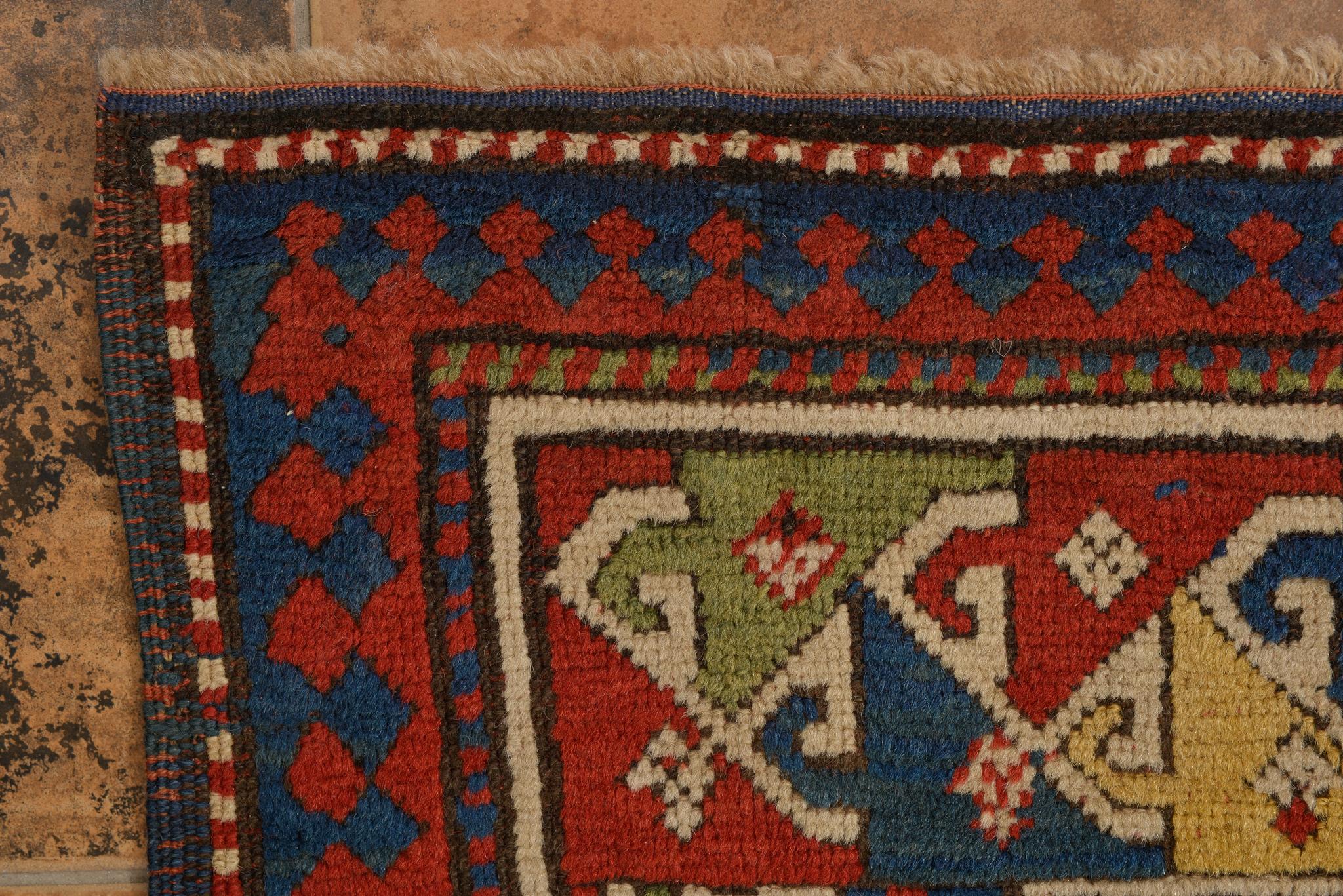 Nube de alfombras caucásicas KAZAK para colección Anudado a mano en venta