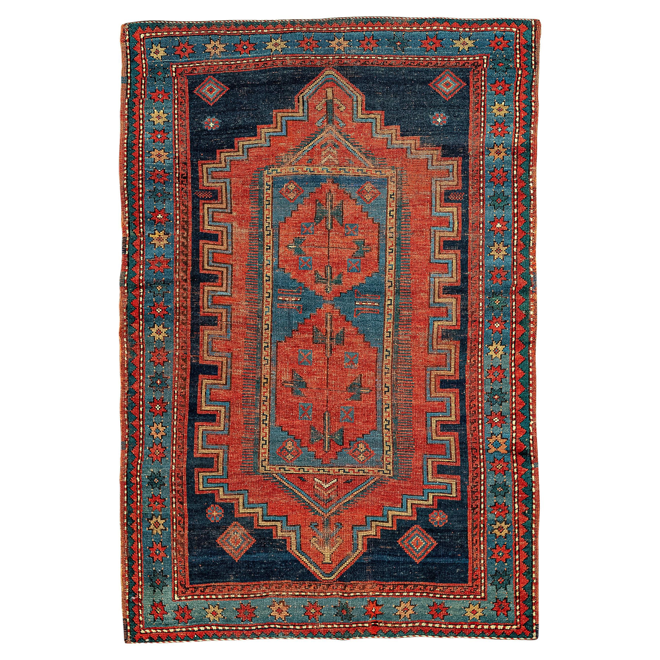 Antiker kasachischer Kaukasus-Teppich im Angebot