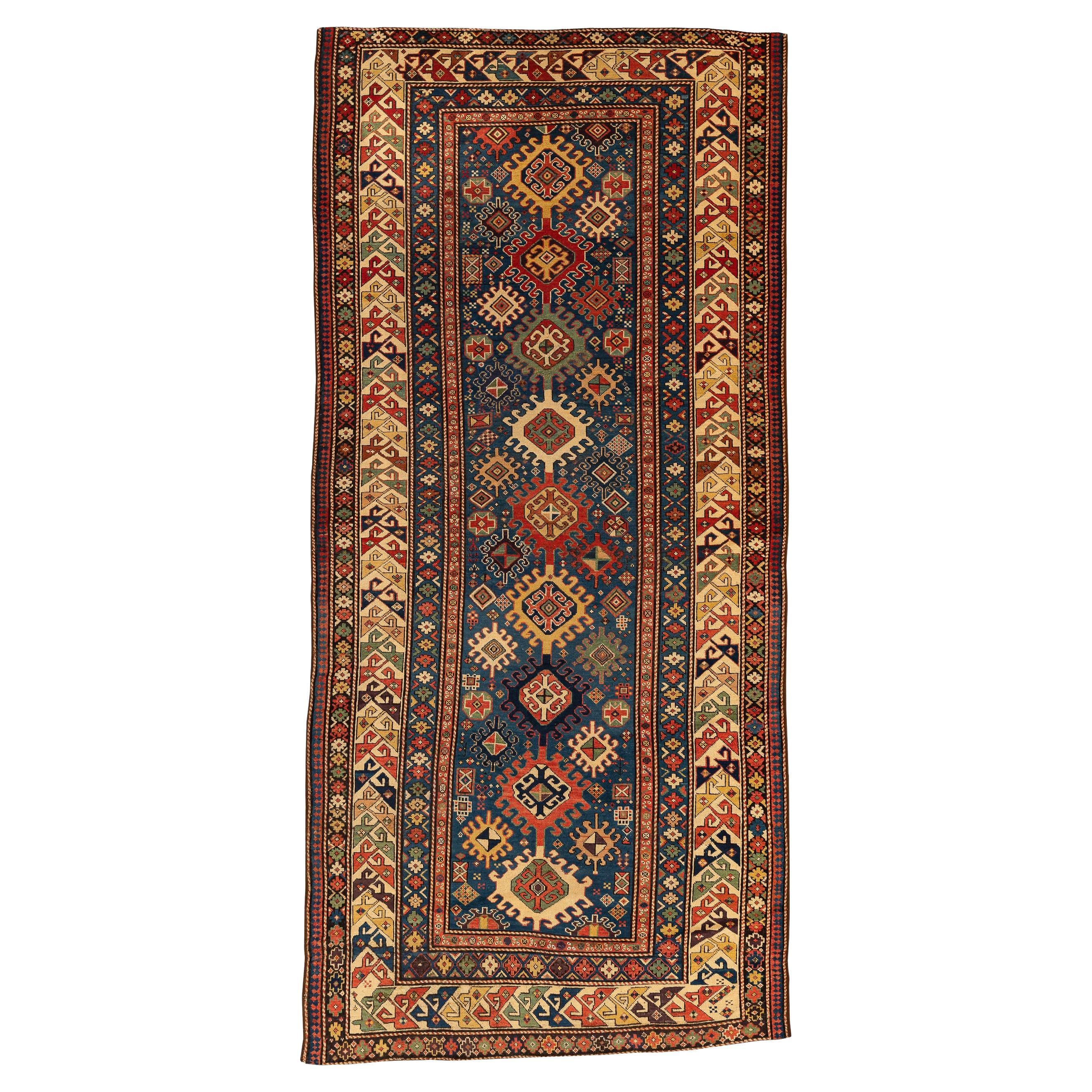 Antiker kasachischer Kaukasus-Teppich  Läufer (Kaukasisch) im Angebot