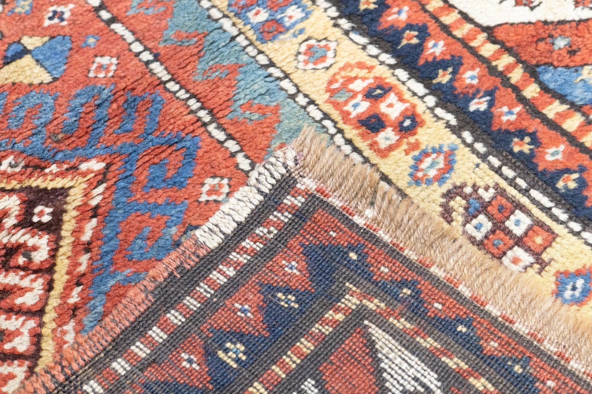 Caucasien Tapis Kazak ancien de 3'10'' x 6'11'' en vente
