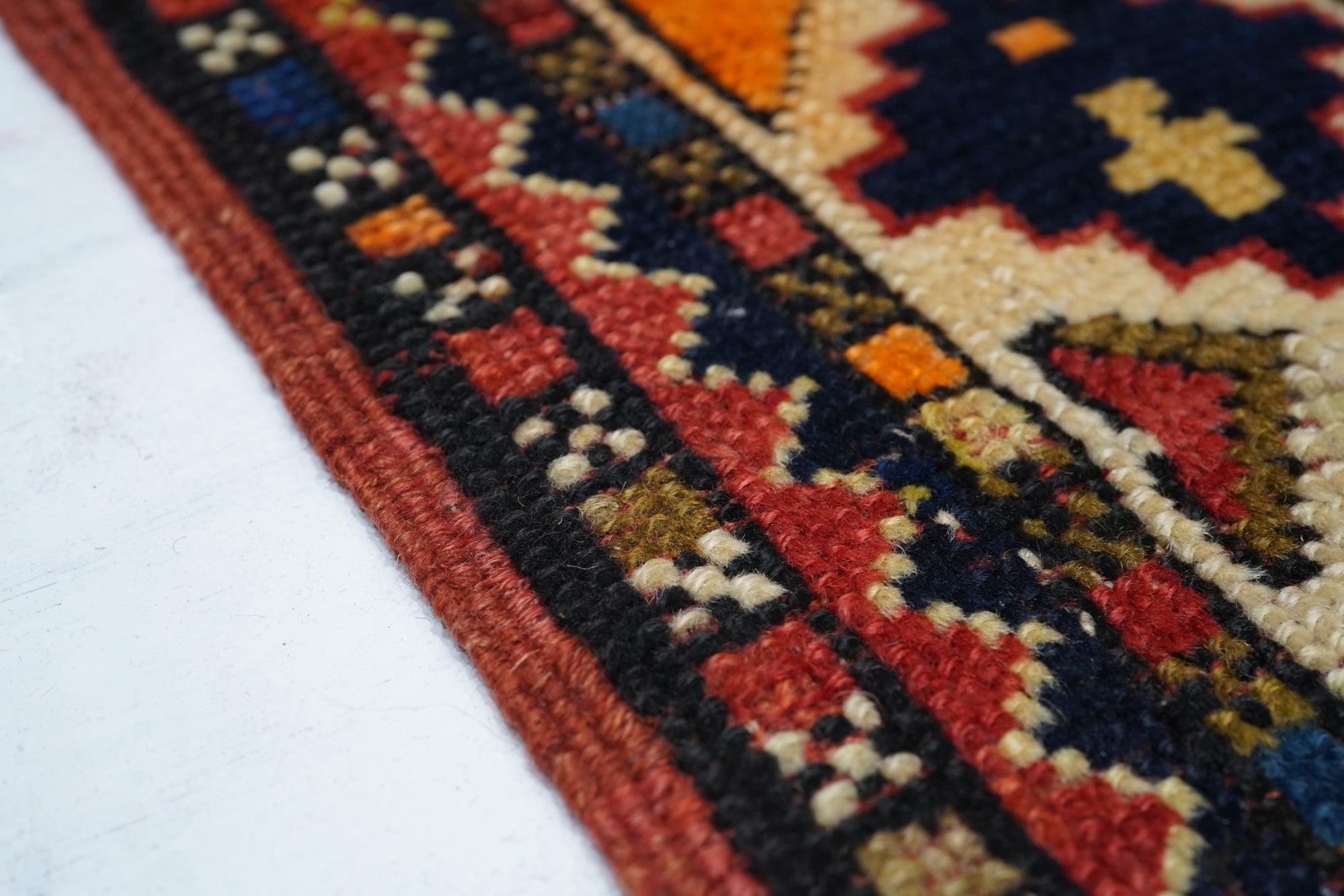 Caucasien Tapis Kazak ancien 3'10'' x 9'5'' en vente