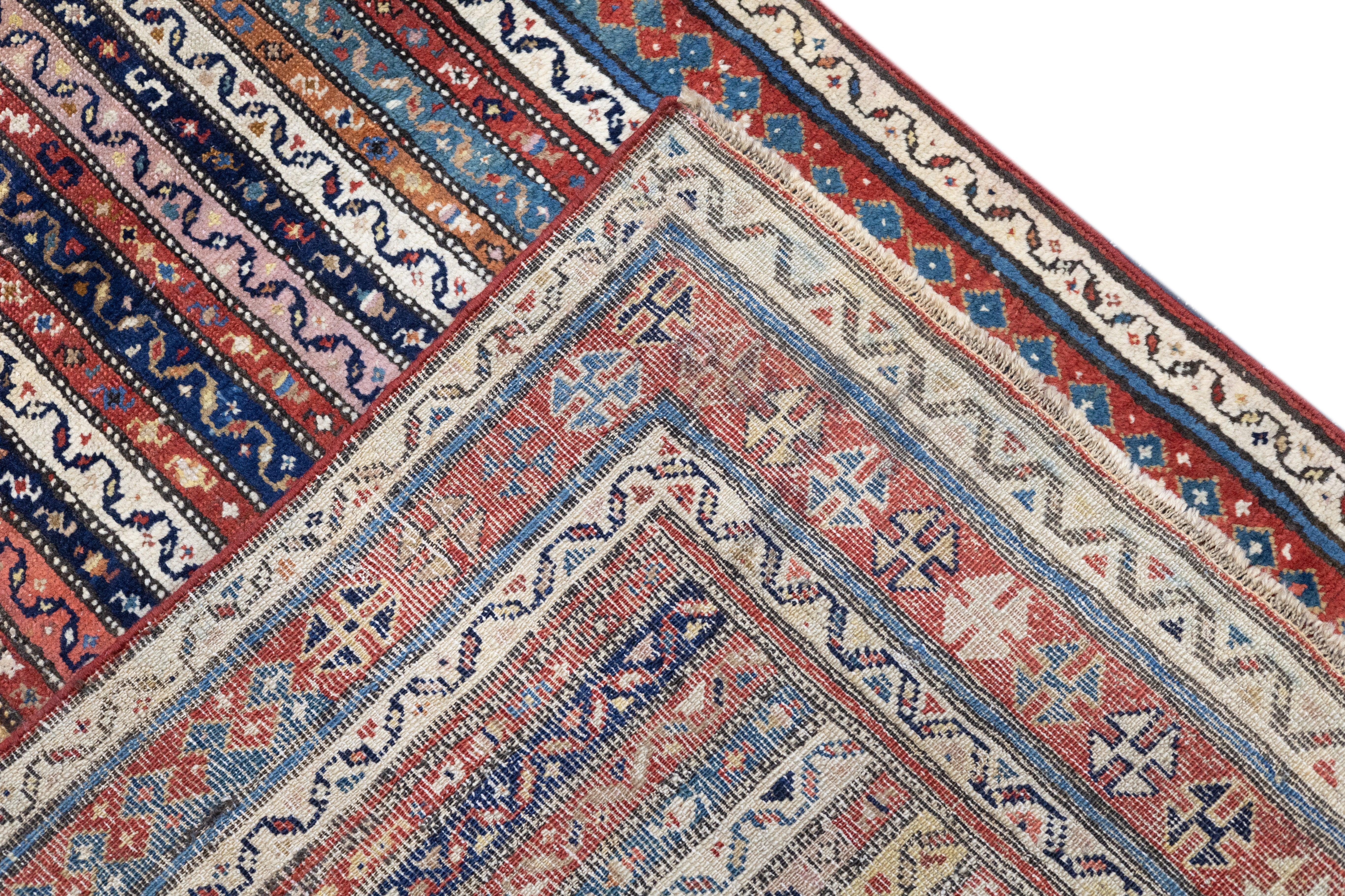 Tapis Kazak ancien de 3'8'' x 8'1'' cm en vente 5