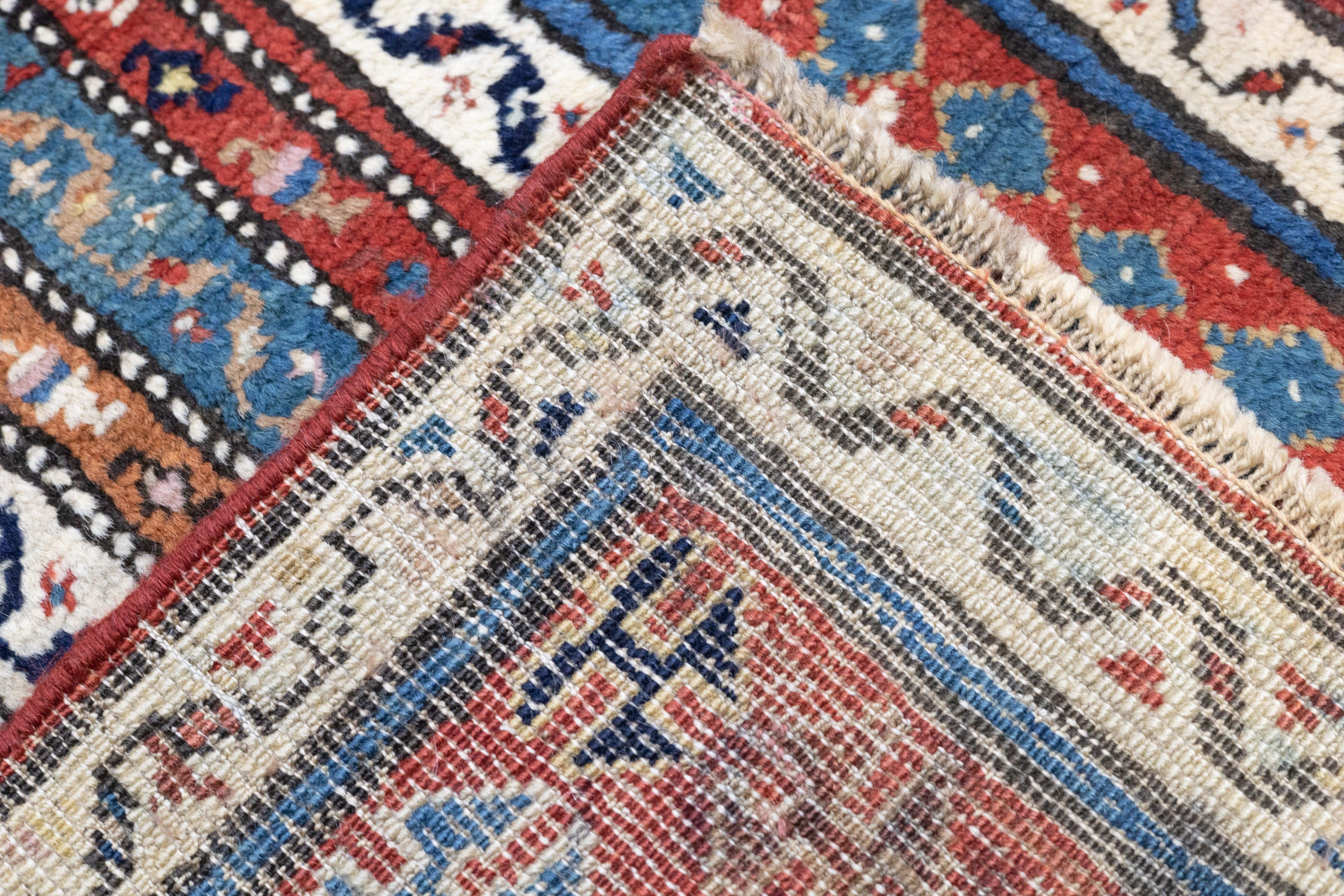 Tapis Kazak ancien de 3'8'' x 8'1'' cm en vente 6