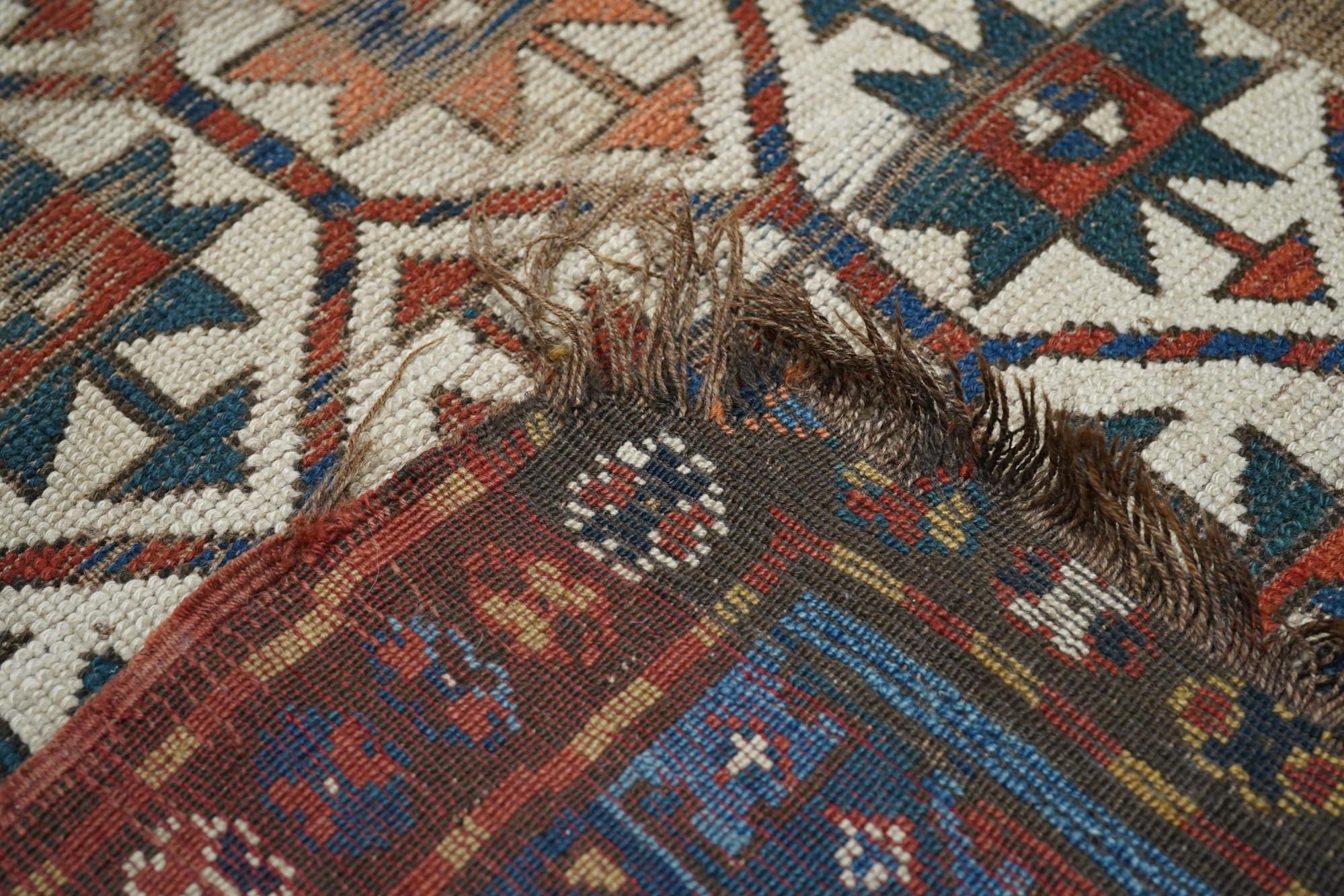 Tapis Kazak ancien 4'0
