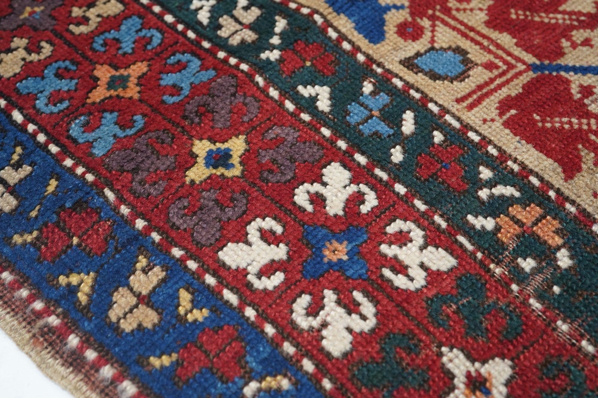 Antique Kazak Rug 4'4'' x 7'7'' In Good Condition For Sale In New York, NY