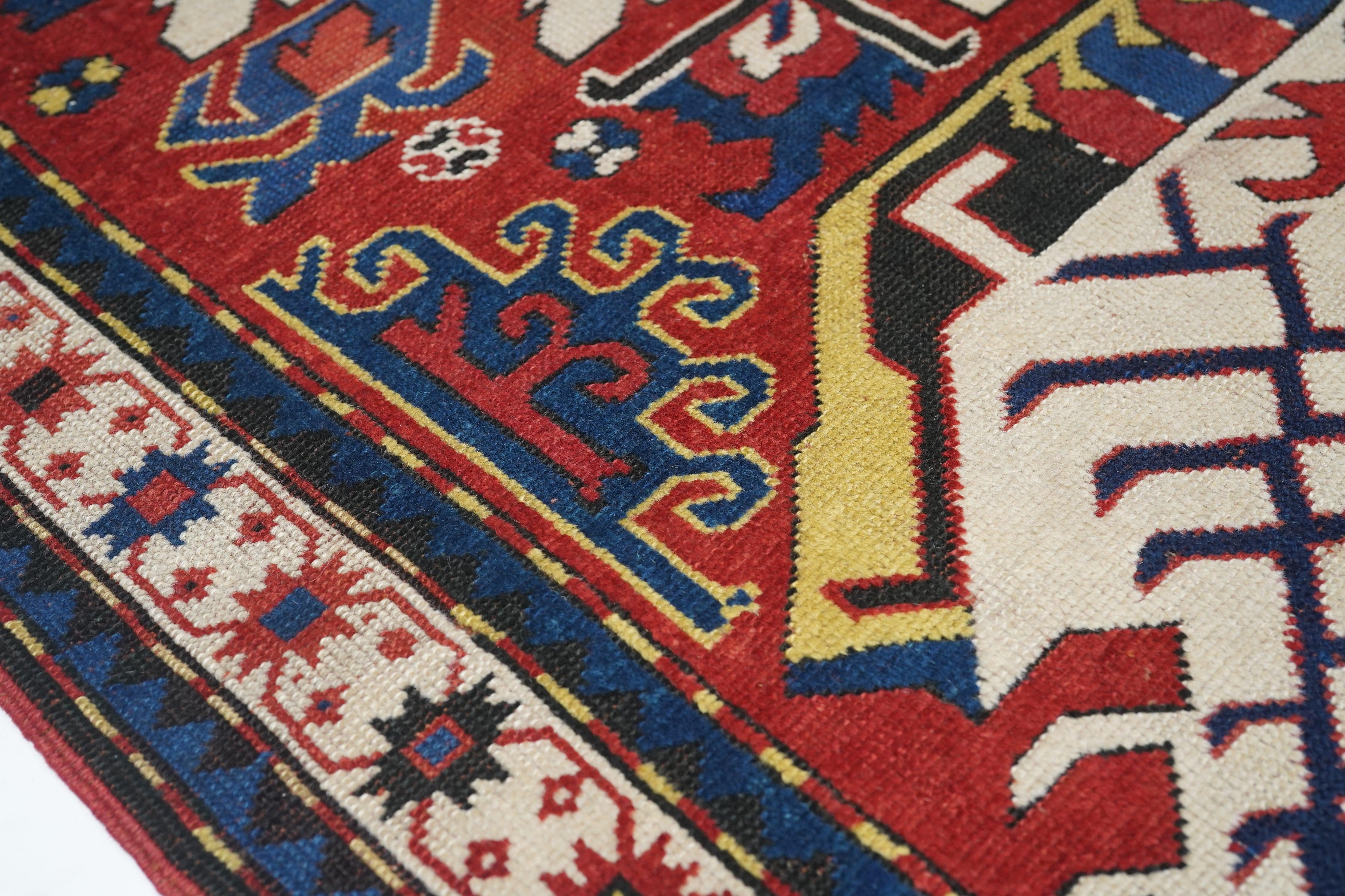 Antiker Kazak-Teppich 5'0'' x 7'1'' (Wolle) im Angebot