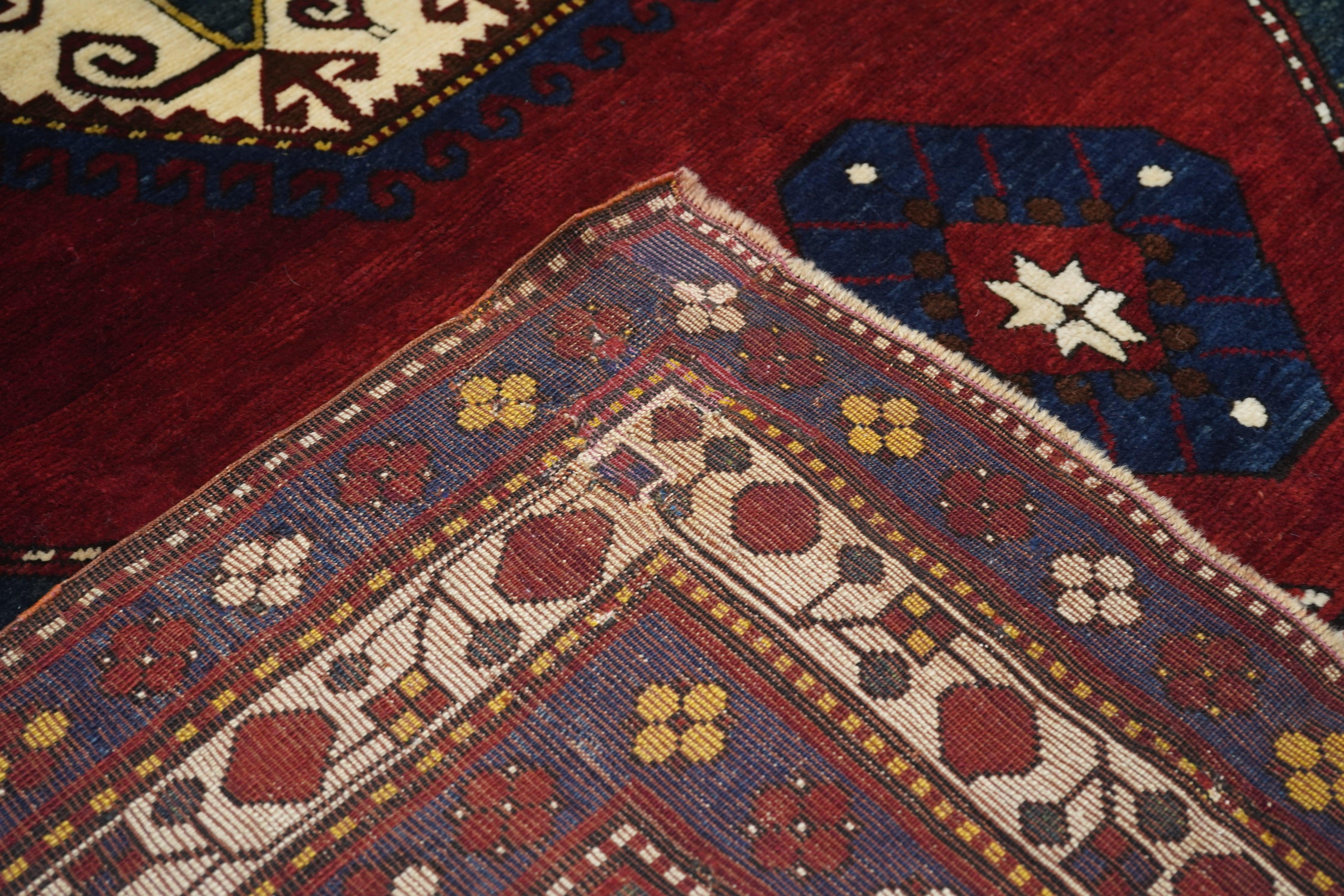 Antiker Kazak-Teppich 5'10'' x 9'8'' im Angebot 3