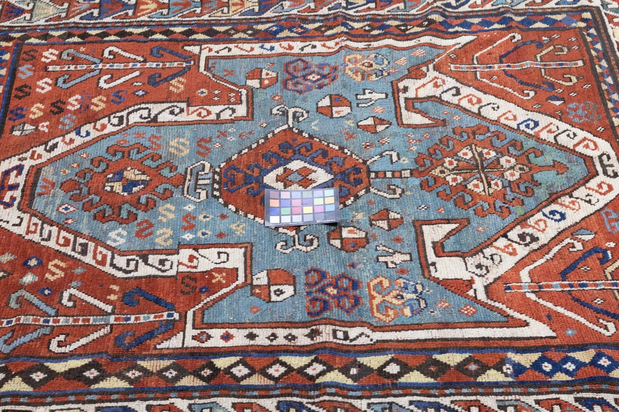 Tapis Kazak antique 5'2'' x 6'7'' en vente 1
