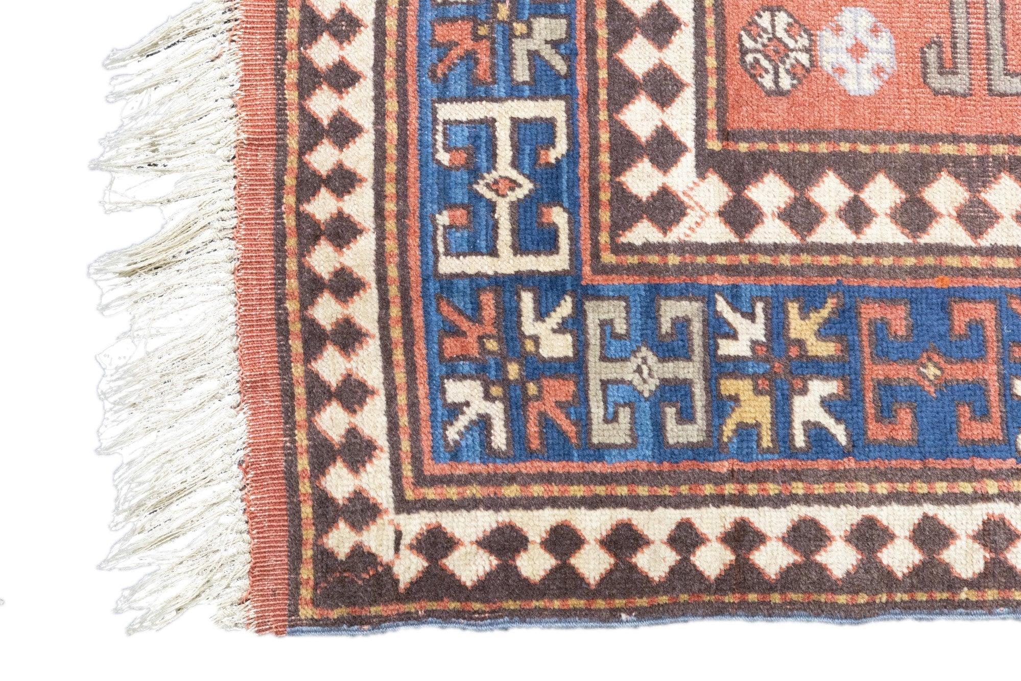 Antiker Kazak-Teppich 5'5'' x 8'6'' (Wolle) im Angebot
