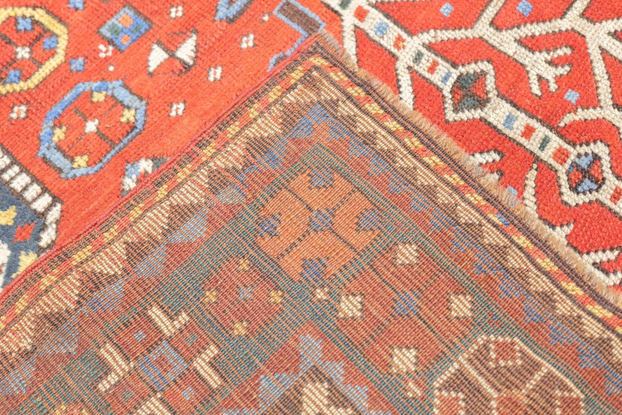 Tapis Kazak ancien 6'4'' x 7'5'' en vente 3