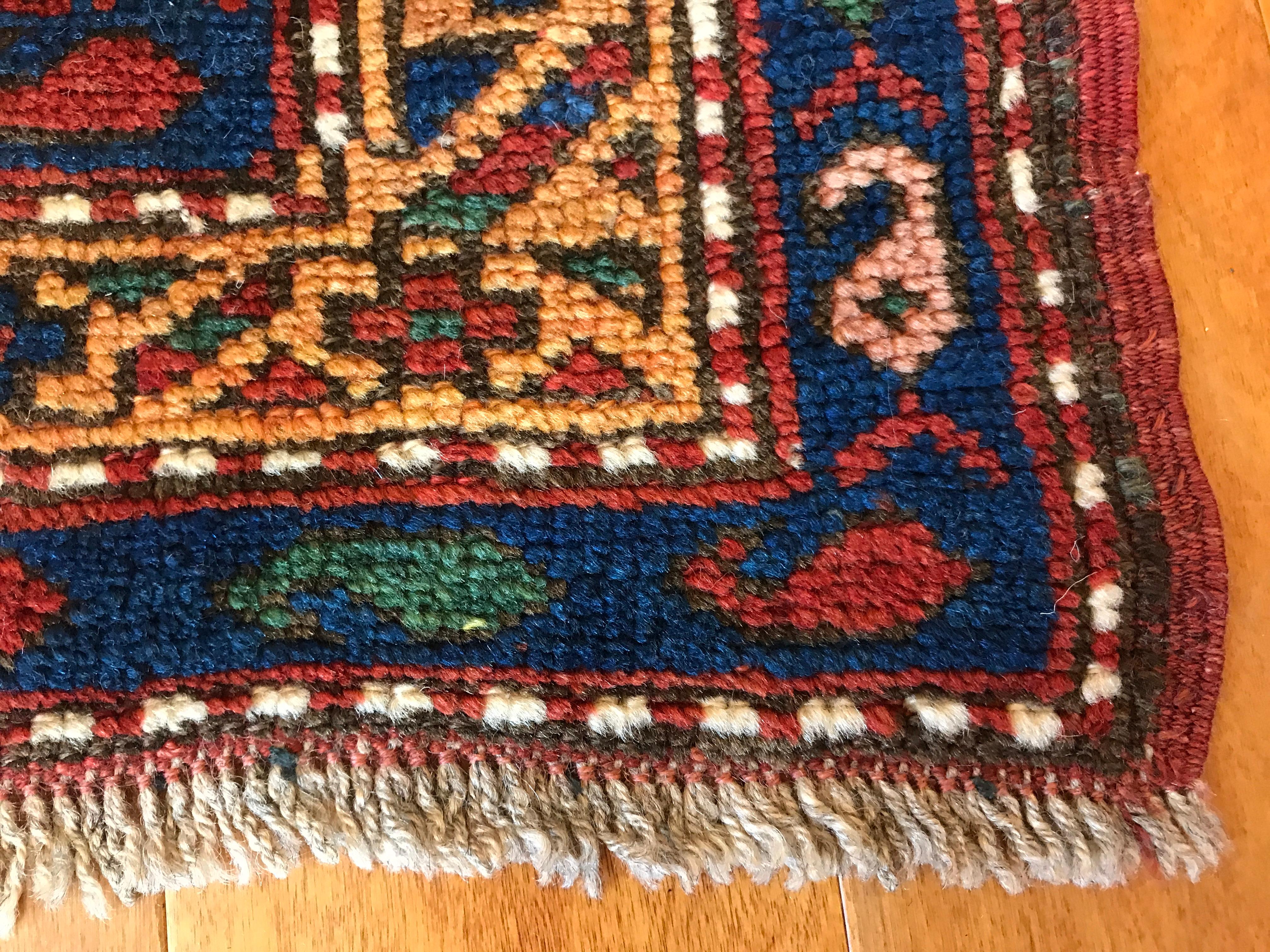 Antique Kazak Rug In Good Condition For Sale In Los Angeles, CA