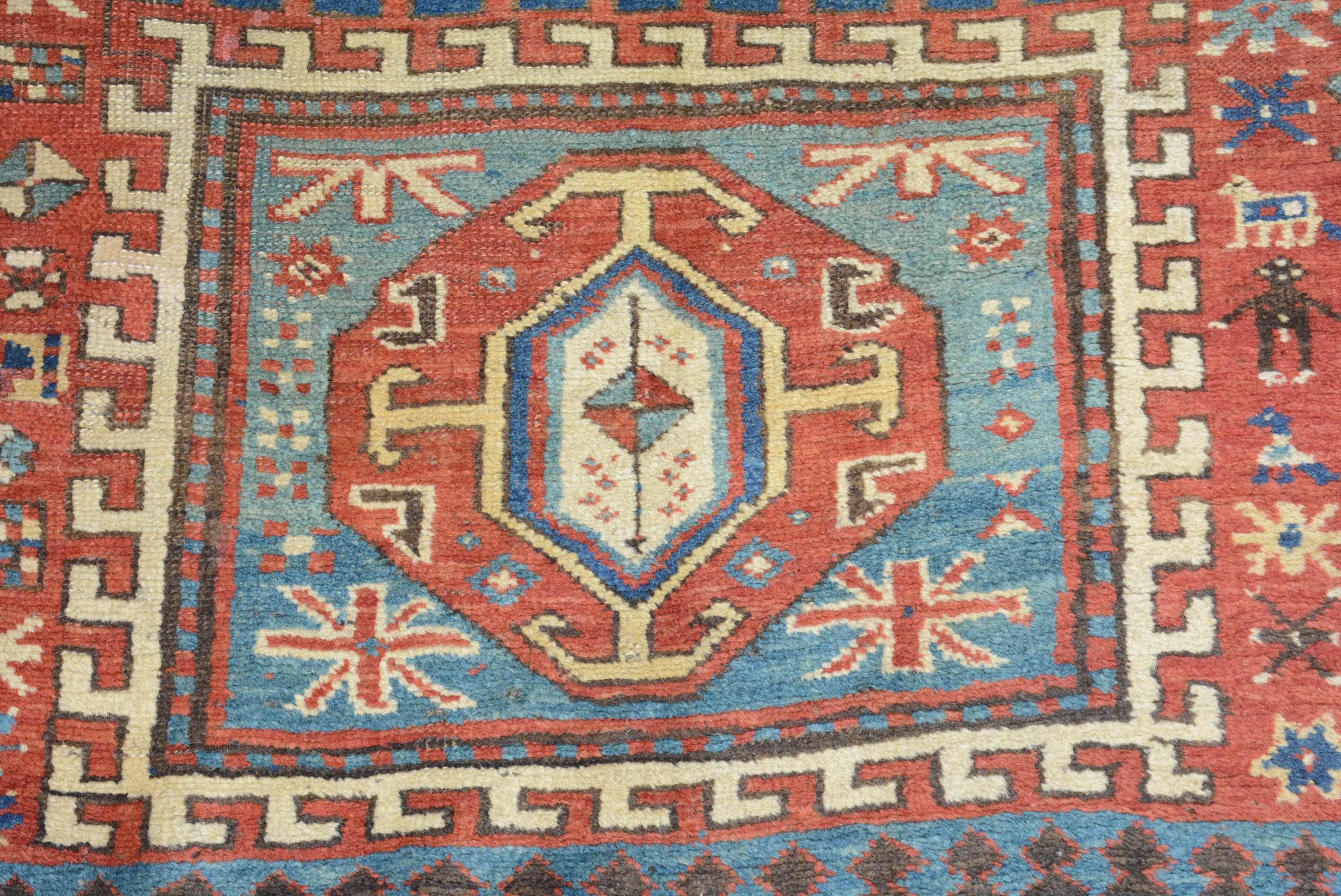 Antique Kazak Rug In Good Condition For Sale In Closter, NJ
