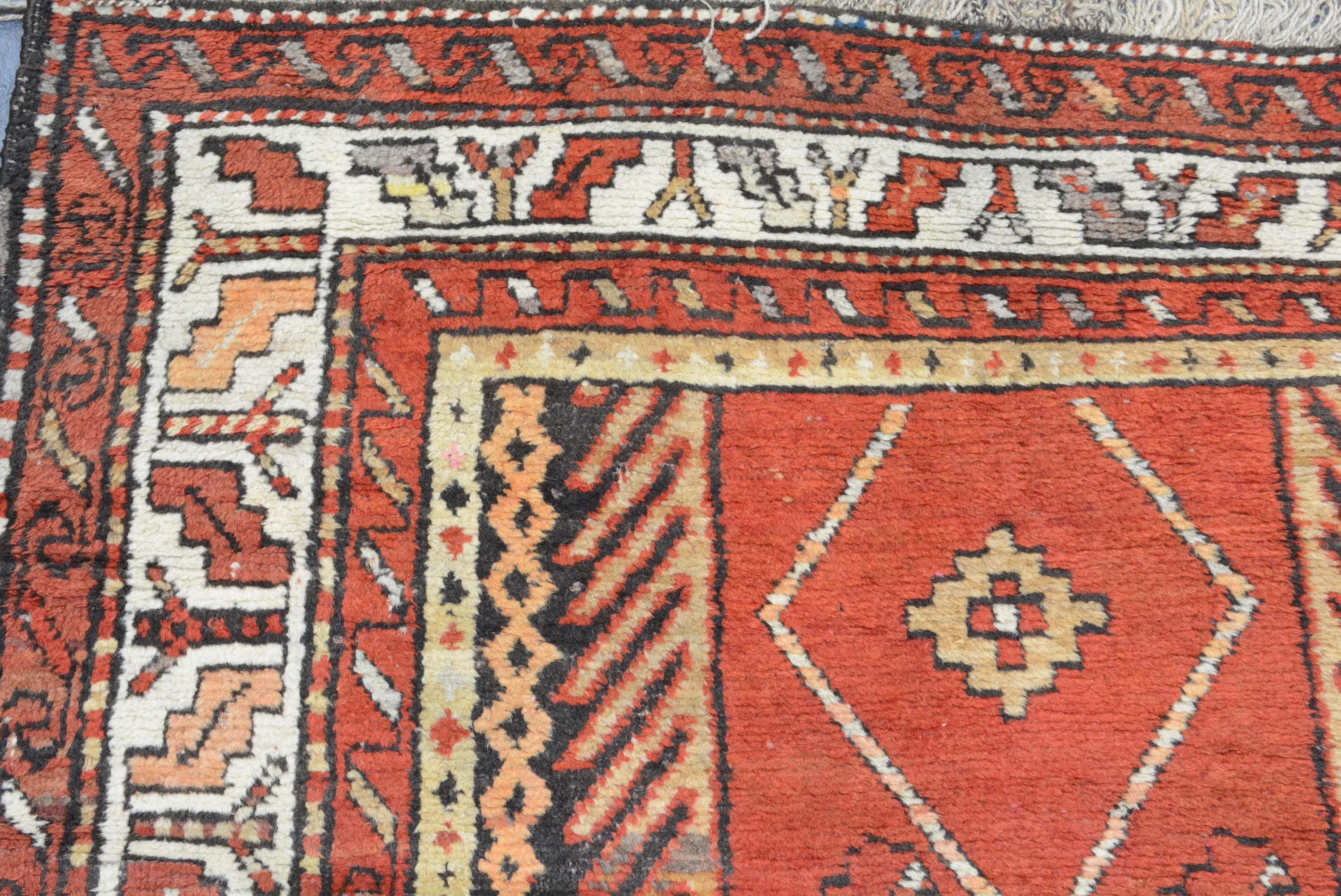 Antique Kazak Rug In Good Condition For Sale In Closter, NJ
