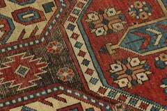 Ancien tapis tribal kazakh, médaillon géométrique beige-marron et rouge - Rug & Kilim