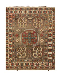 Antiker Kazak-Stammesteppich in Brown mit geometrischen Mustern, von Rug & Kilim