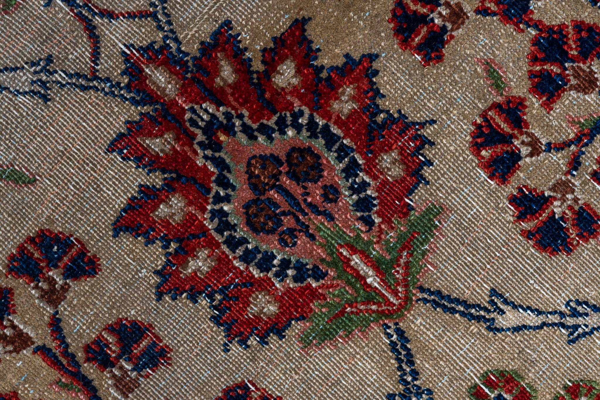 XX secolo Tappeto antico Kazvin con medaglione floreale in colori intensi e ricchi in vendita