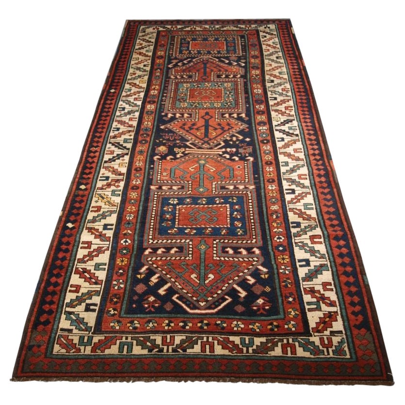 Tapis de couloir Kelardasht ancien en vente