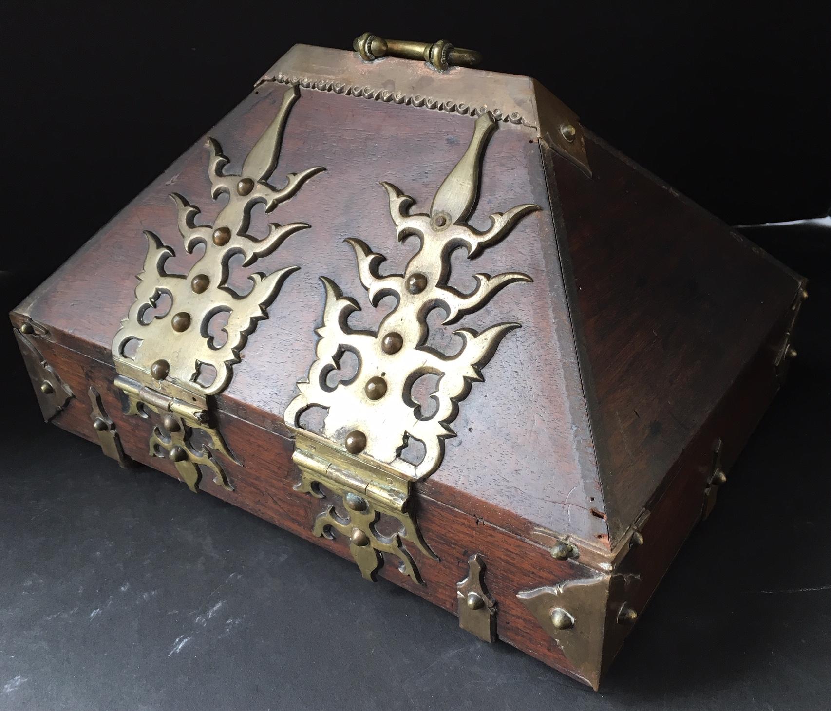 Antique Kerala Ethnic Indian Mahogany Jewelry Box with Brass Mounting In Good Condition In Vero Beach, FL