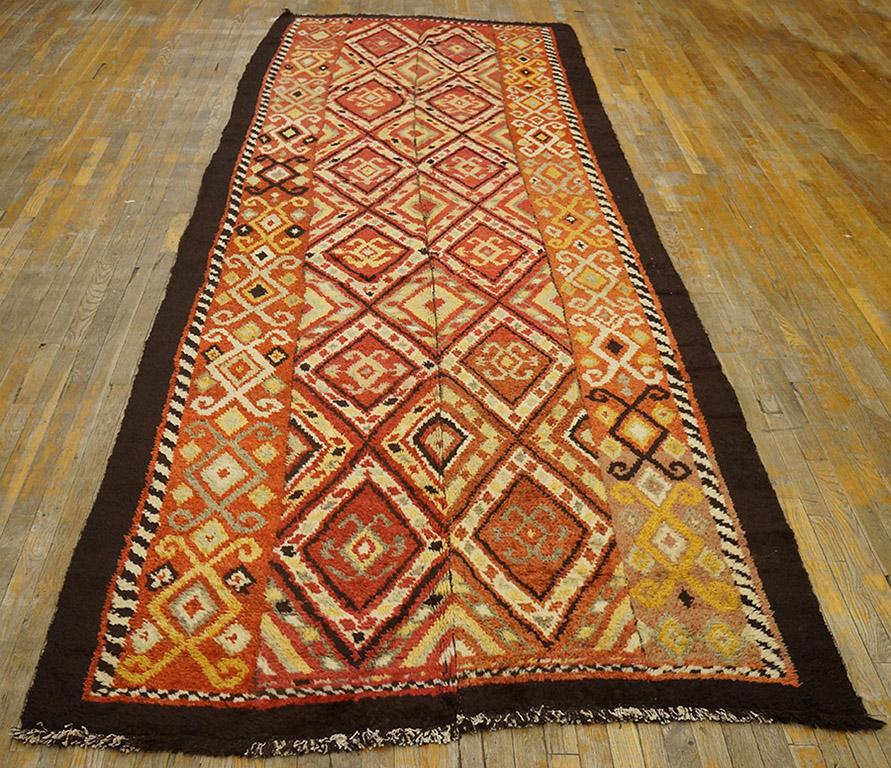 Late 19th Century Central Asian Uzbek Julkhir Carpet
( 5' 2
