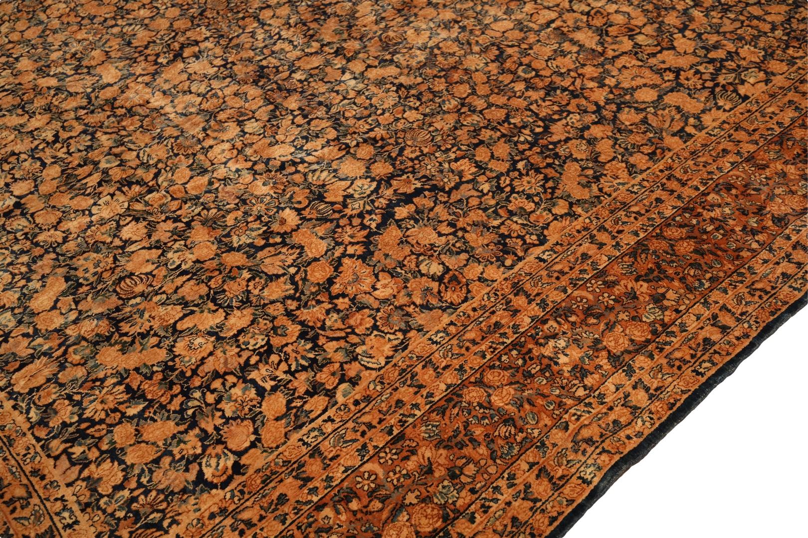 Antikes Kerman All-Over-Blumendesign, Beige & Marineblau - 10 x 17 im Zustand „Gut“ im Angebot in New York, NY