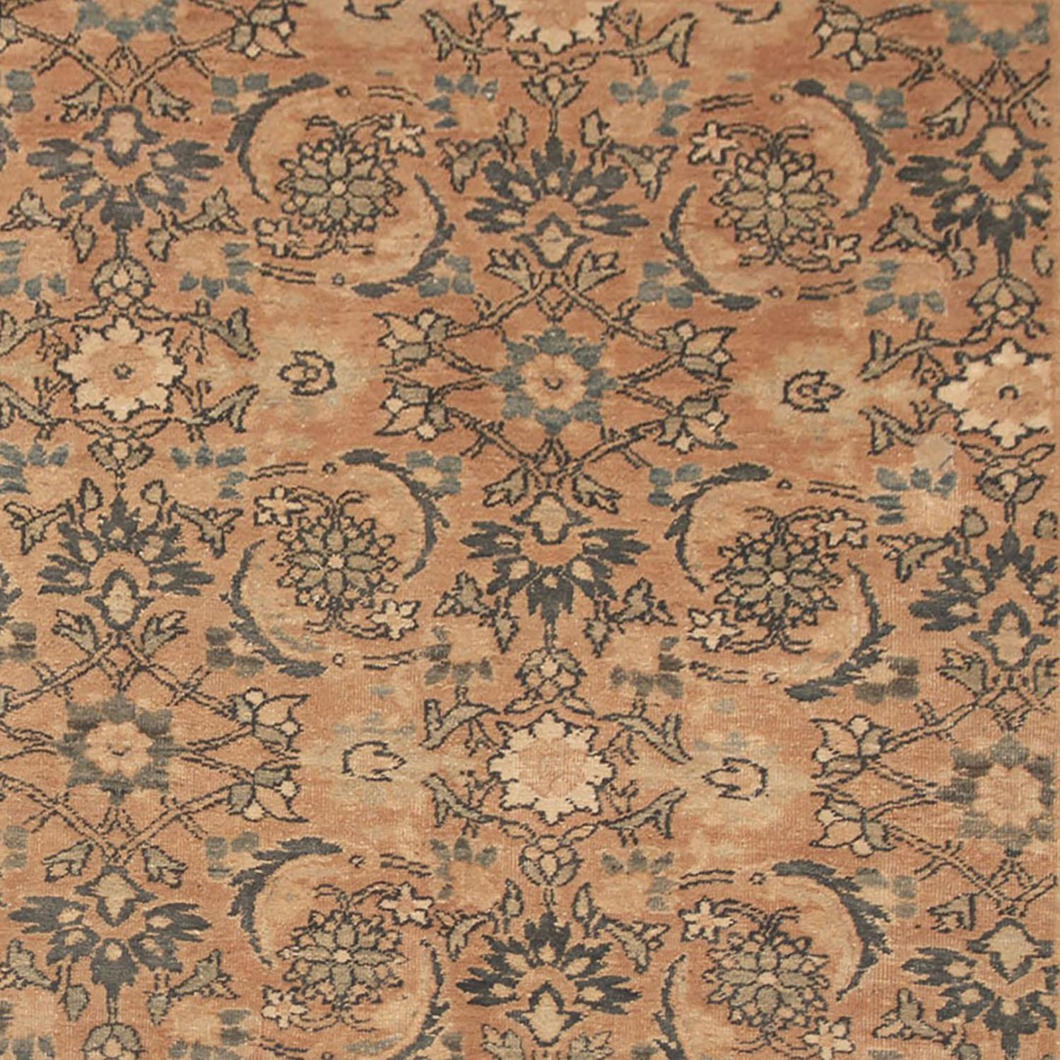 Hand knotted 10x15 beige & brown rug.